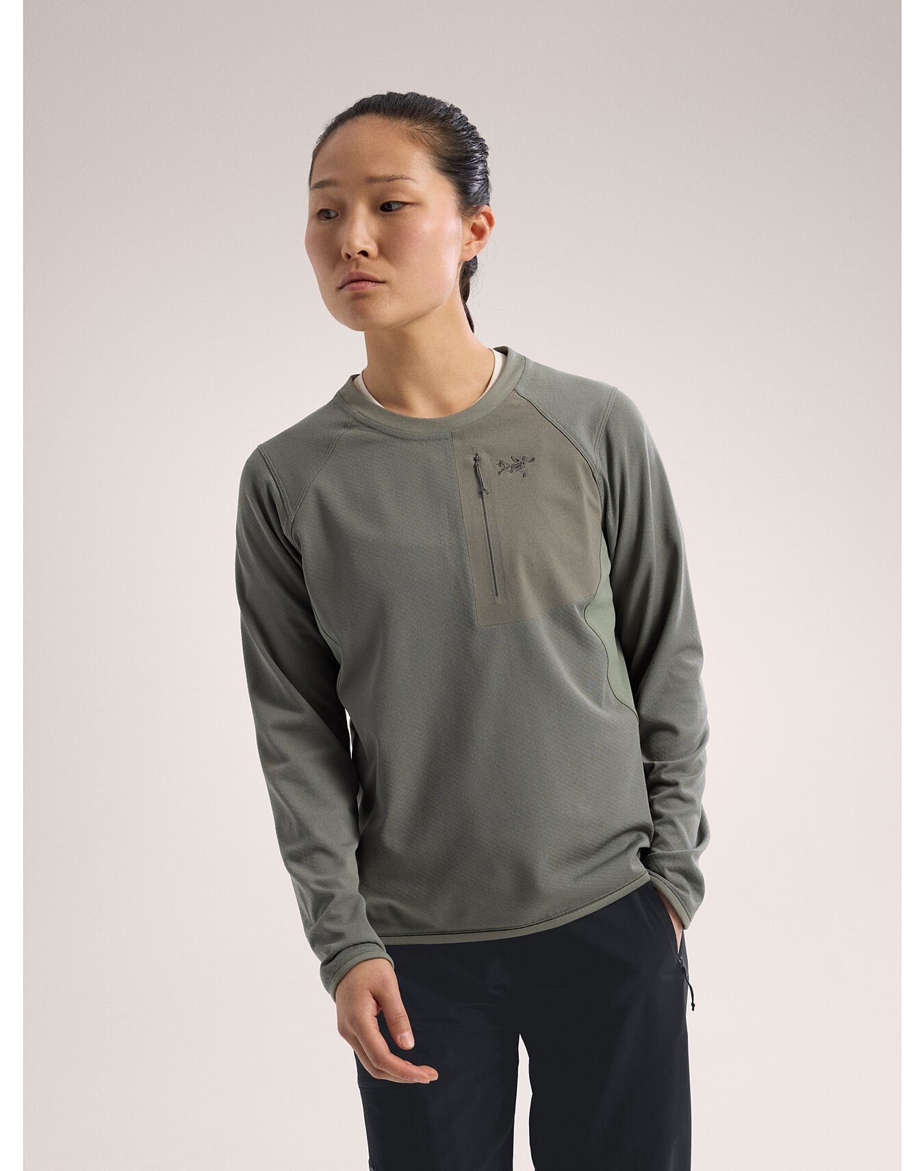 Delta Crew Neck Pullover - 2