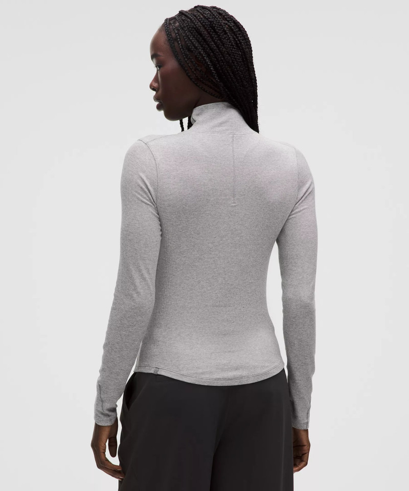 Hold Tight Long-Sleeve Turtleneck 3