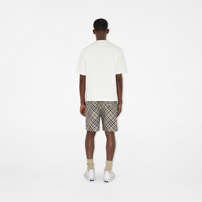 Check Shorts 4