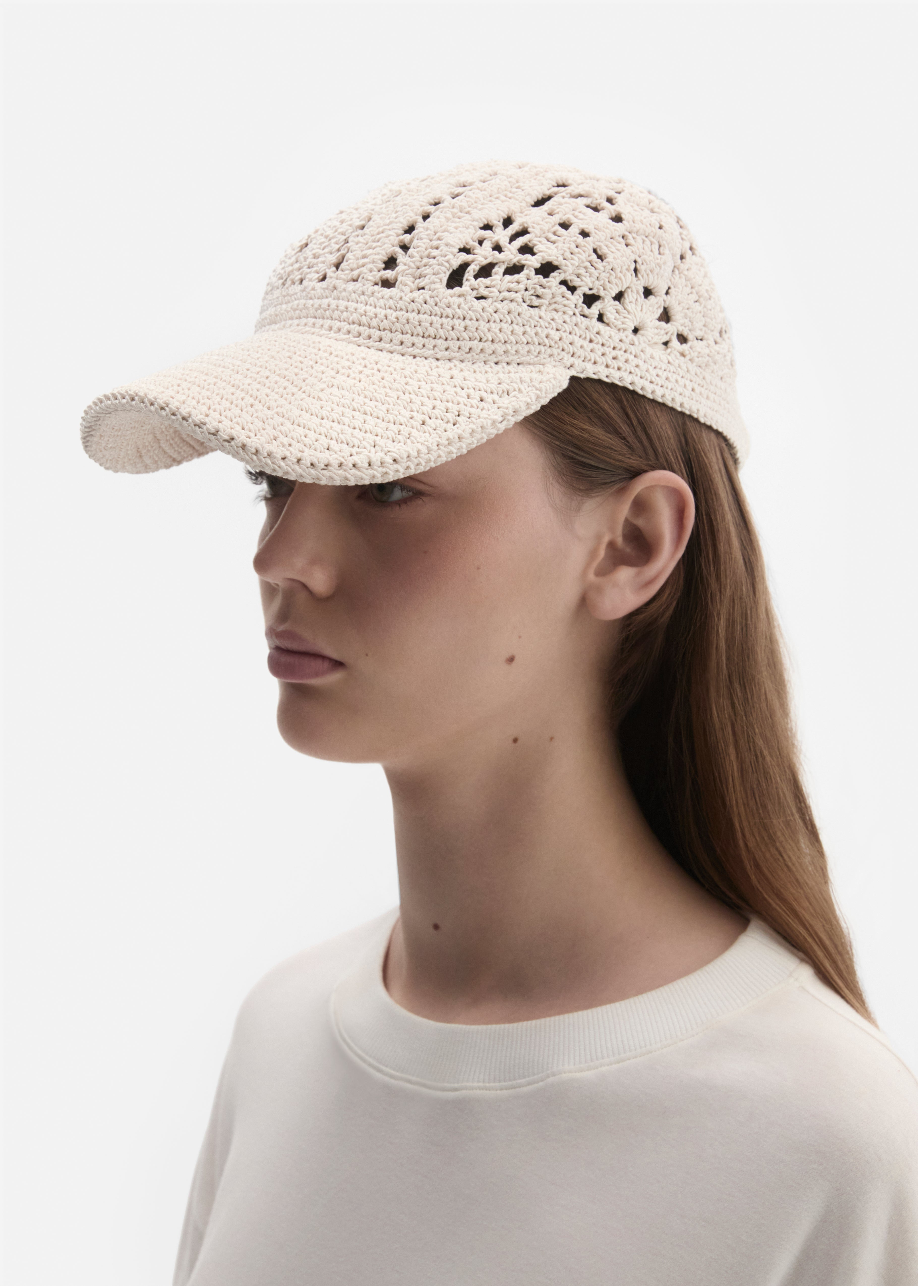 Crochet cap in cream - 2