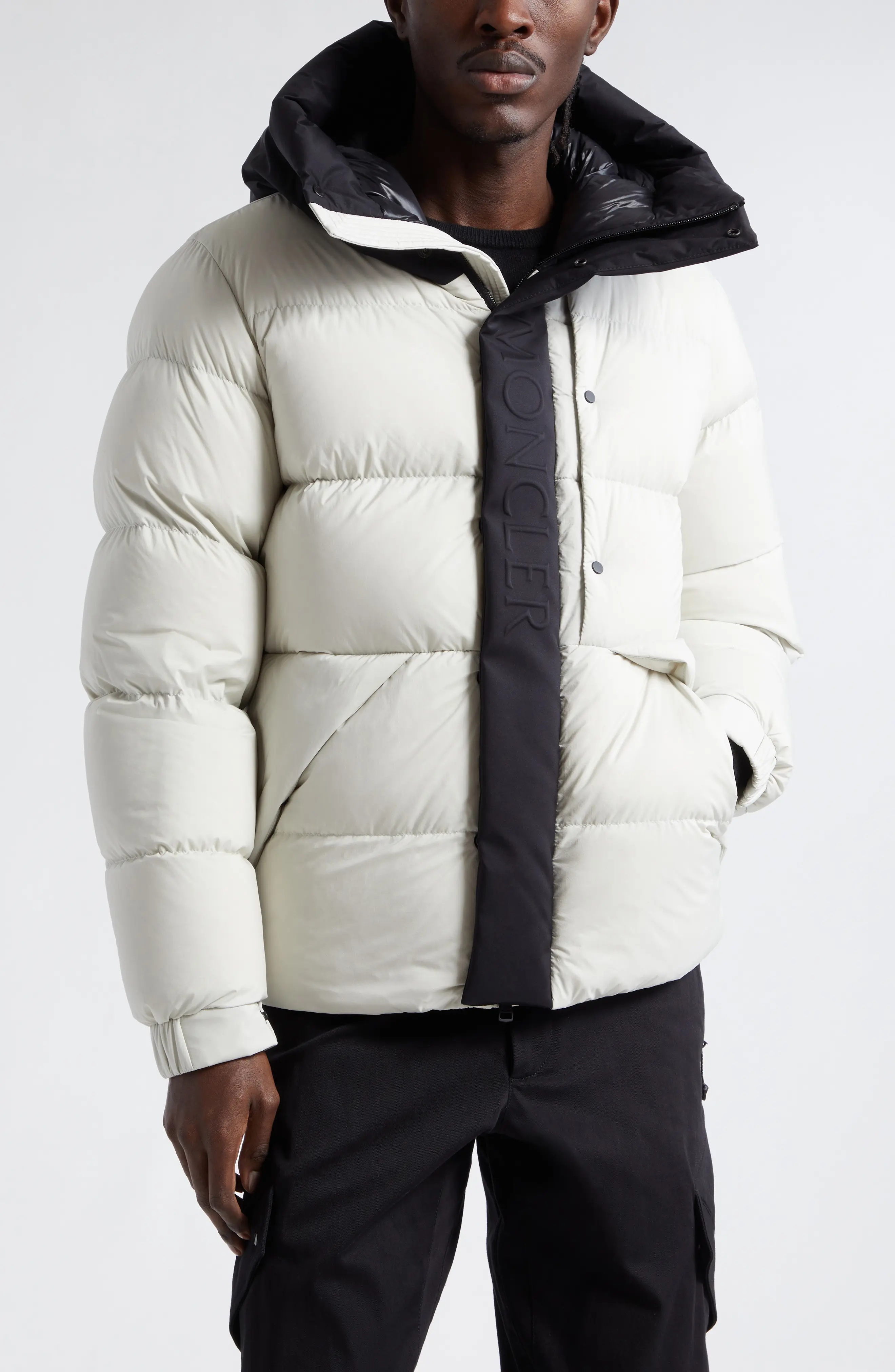 ジャケット・アウター MONCLER MADEIRA Moncler Madeira Colorblock Hooded Short Down Puffer Jacket