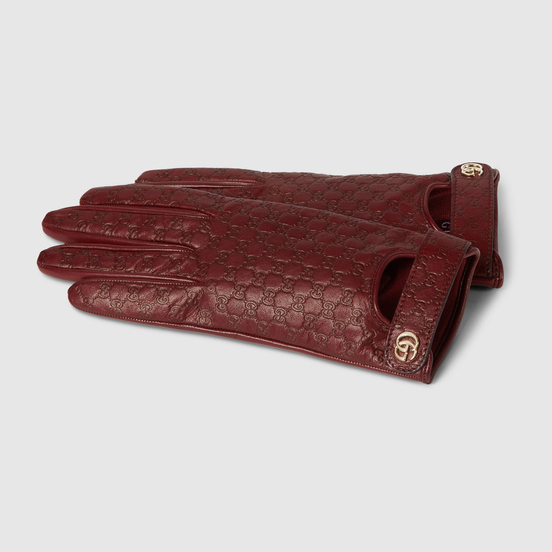GUCCI GG leather gloves with Double G outlook