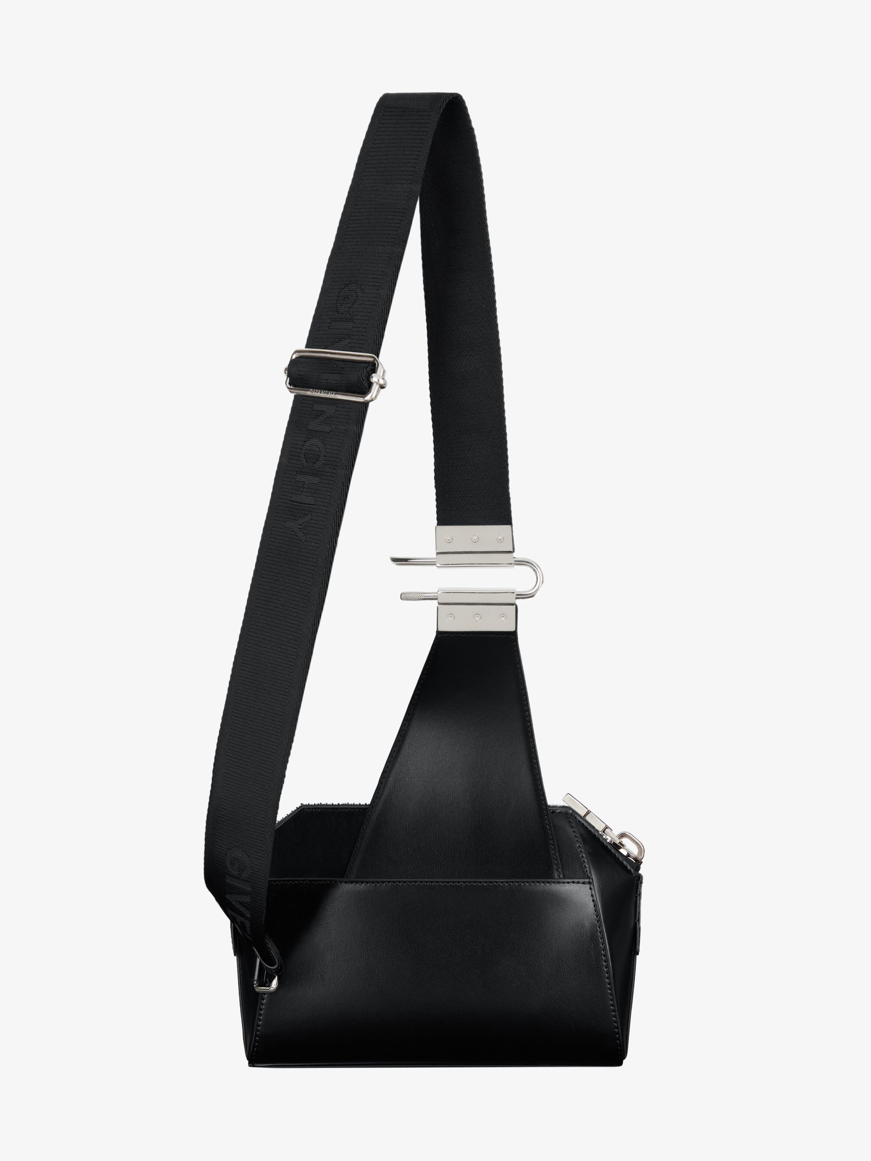 Givenchy ANTIGONA U BAG IN BOX LEATHER | REVERSIBLE