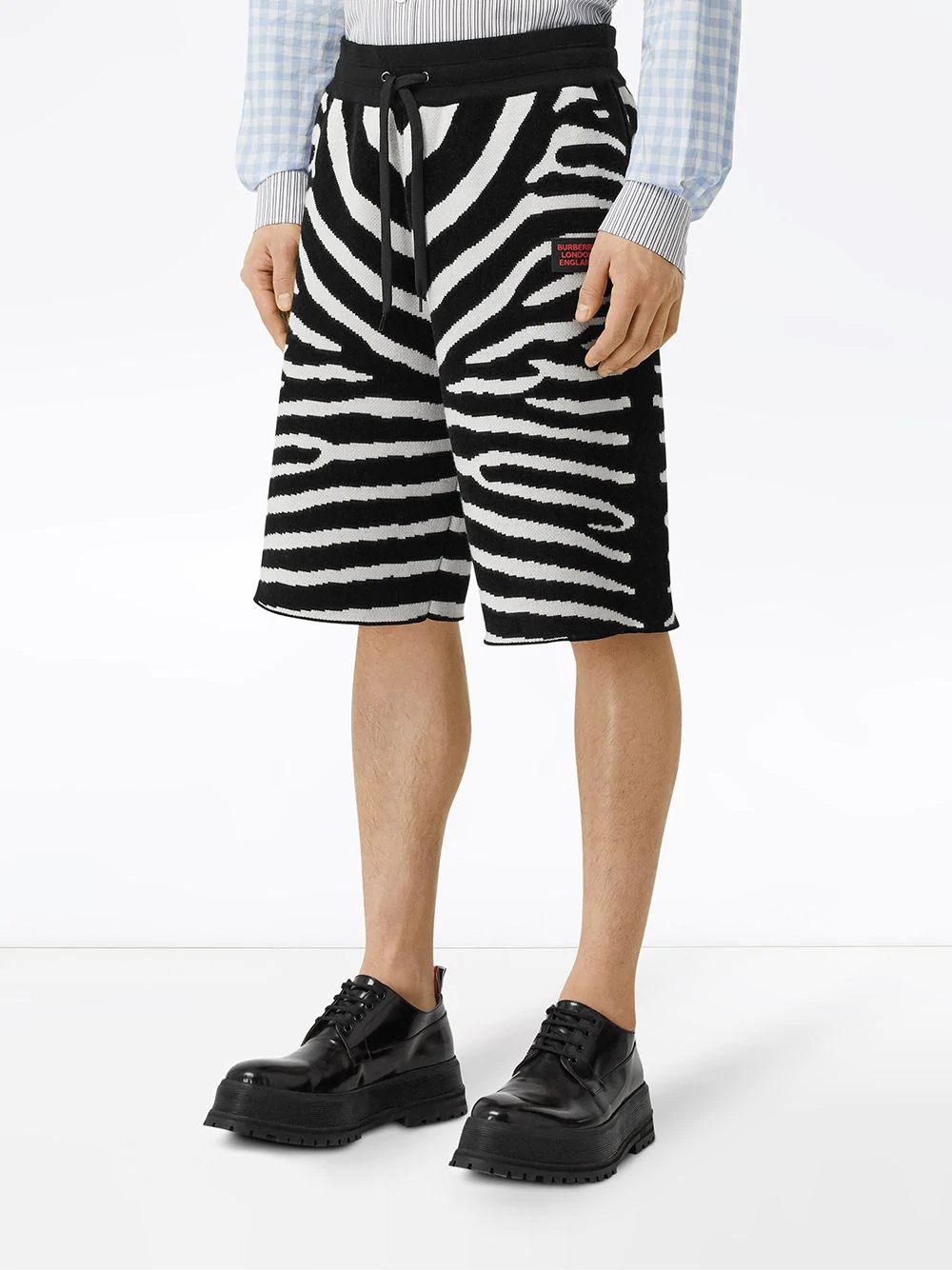 Zebra-pattern knee-length shorts - 3