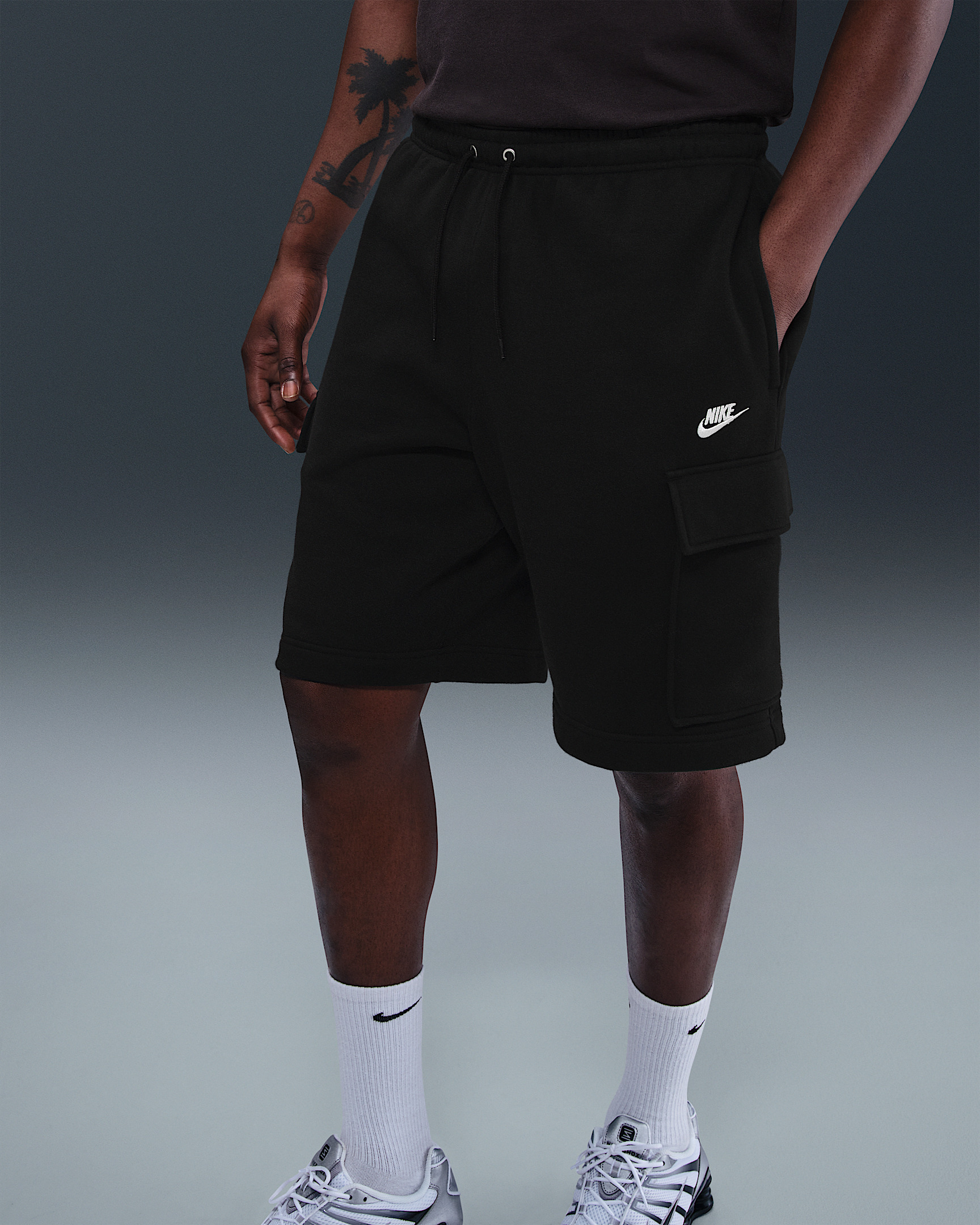 Nike Club Men's Fleece Cargo Shorts - 2
