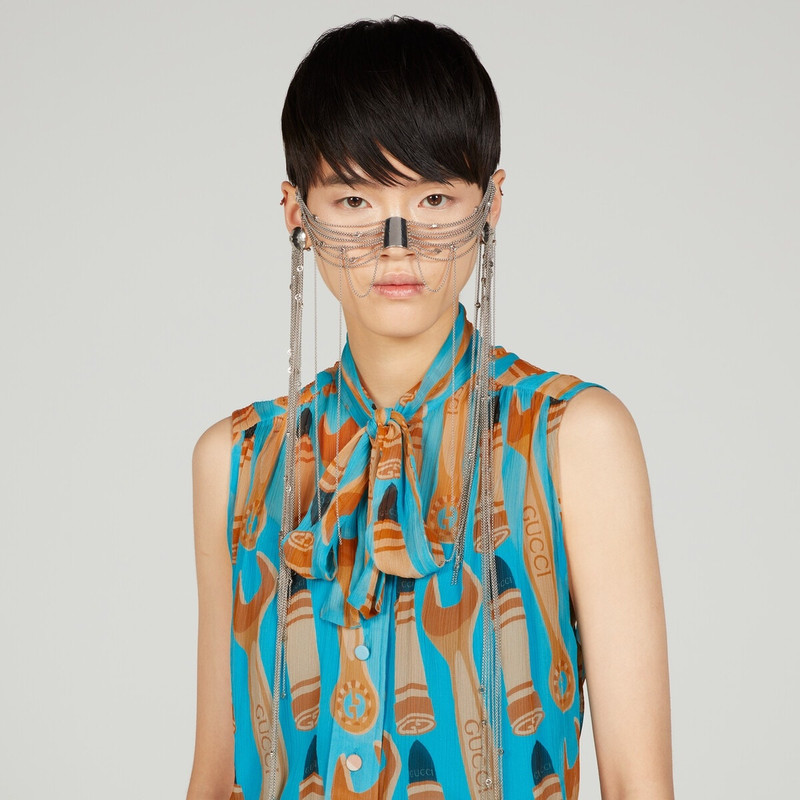 Lipstick and tool print silk shirt 4