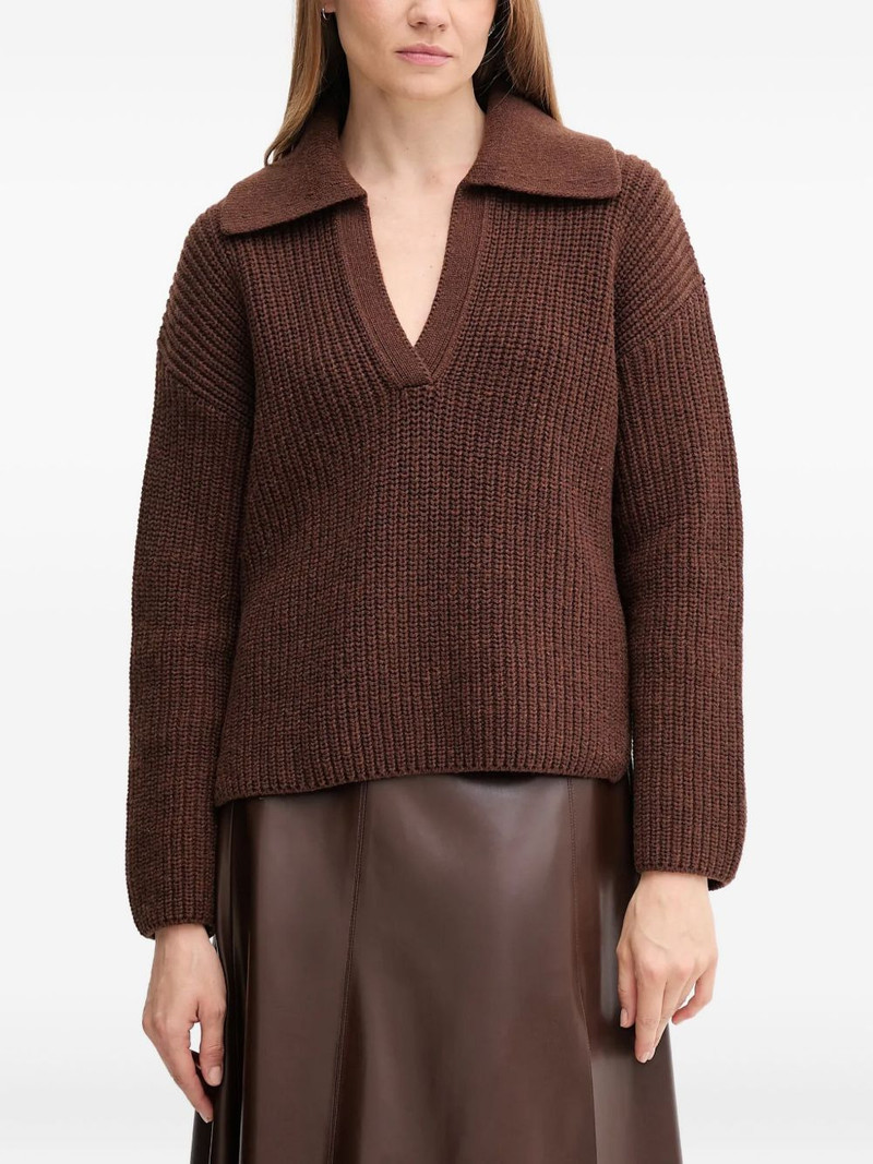 collared V-neck knitwear 1