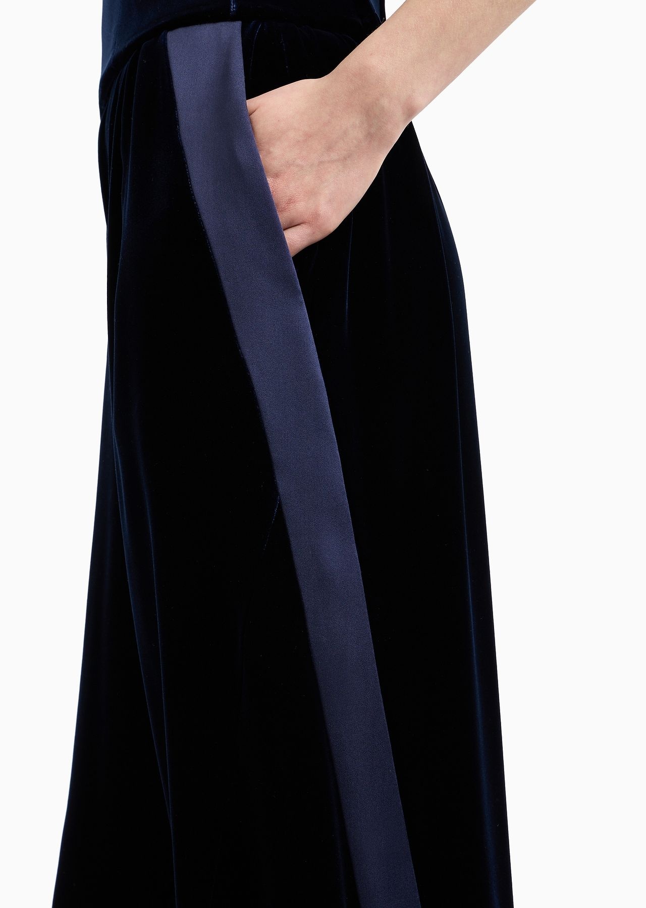 Straight-cut velvet trousers - 5