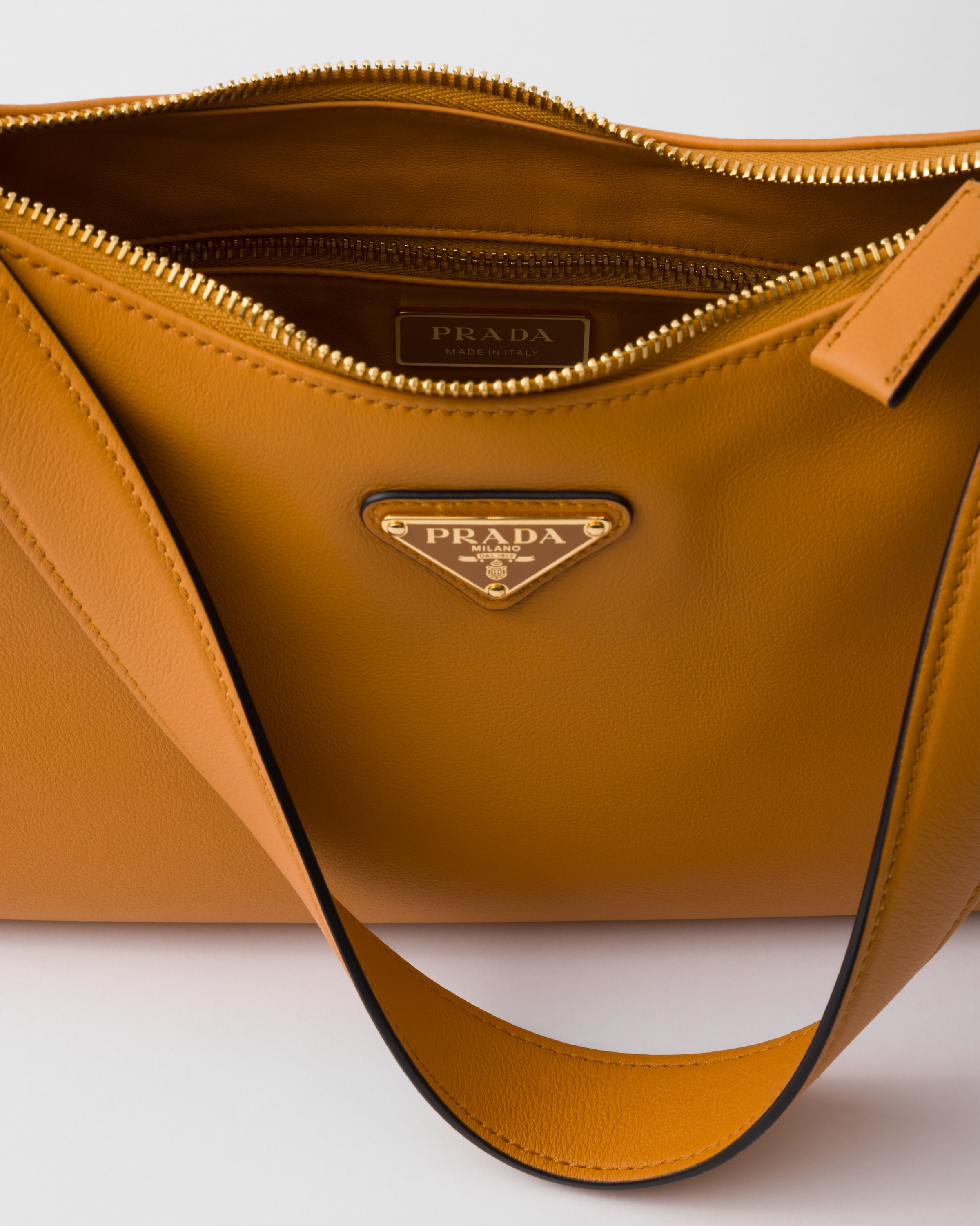 Prada Aimée medium leather shoulder bag - 4