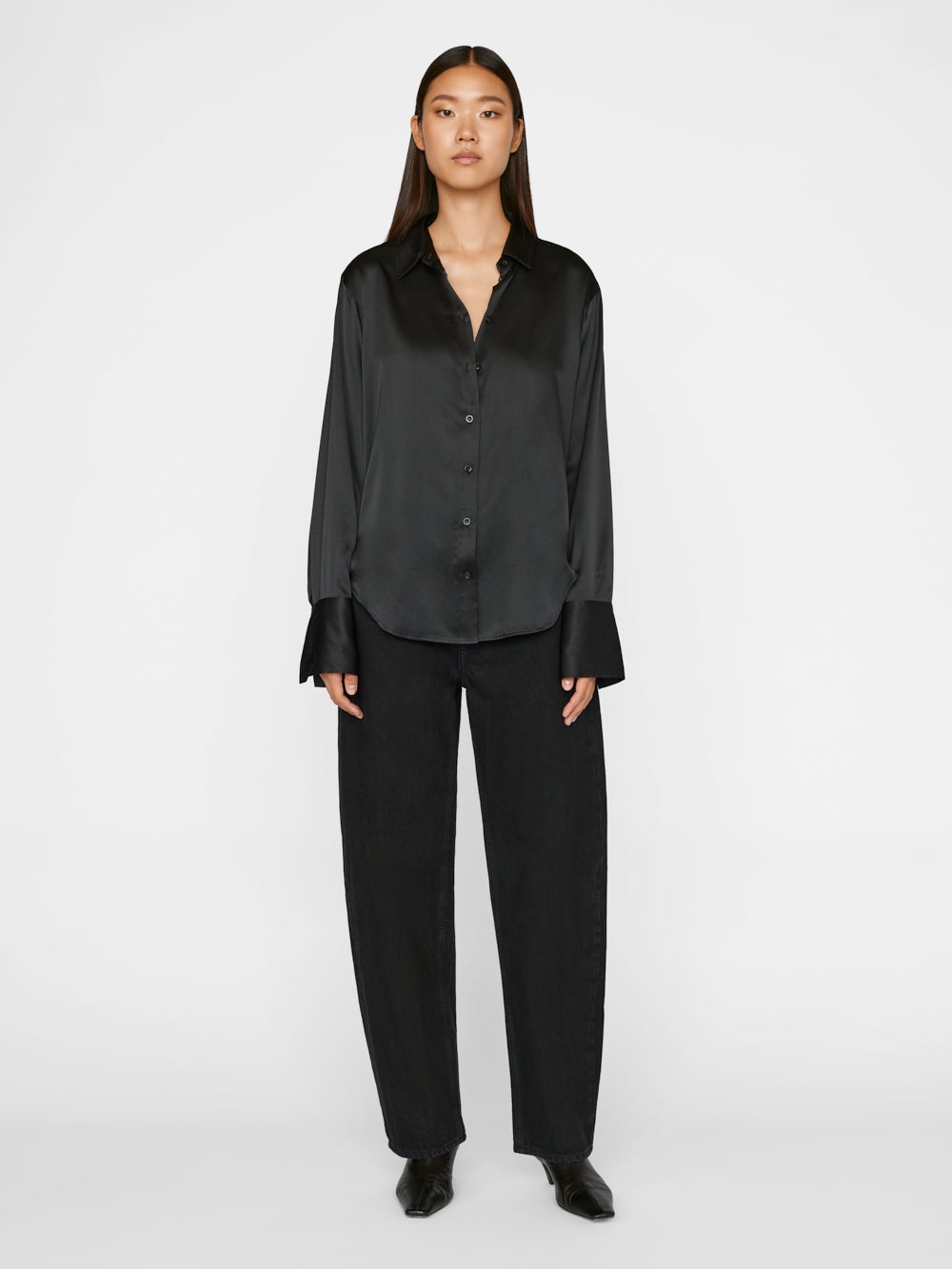 The Standard Shirt in Noir - 8