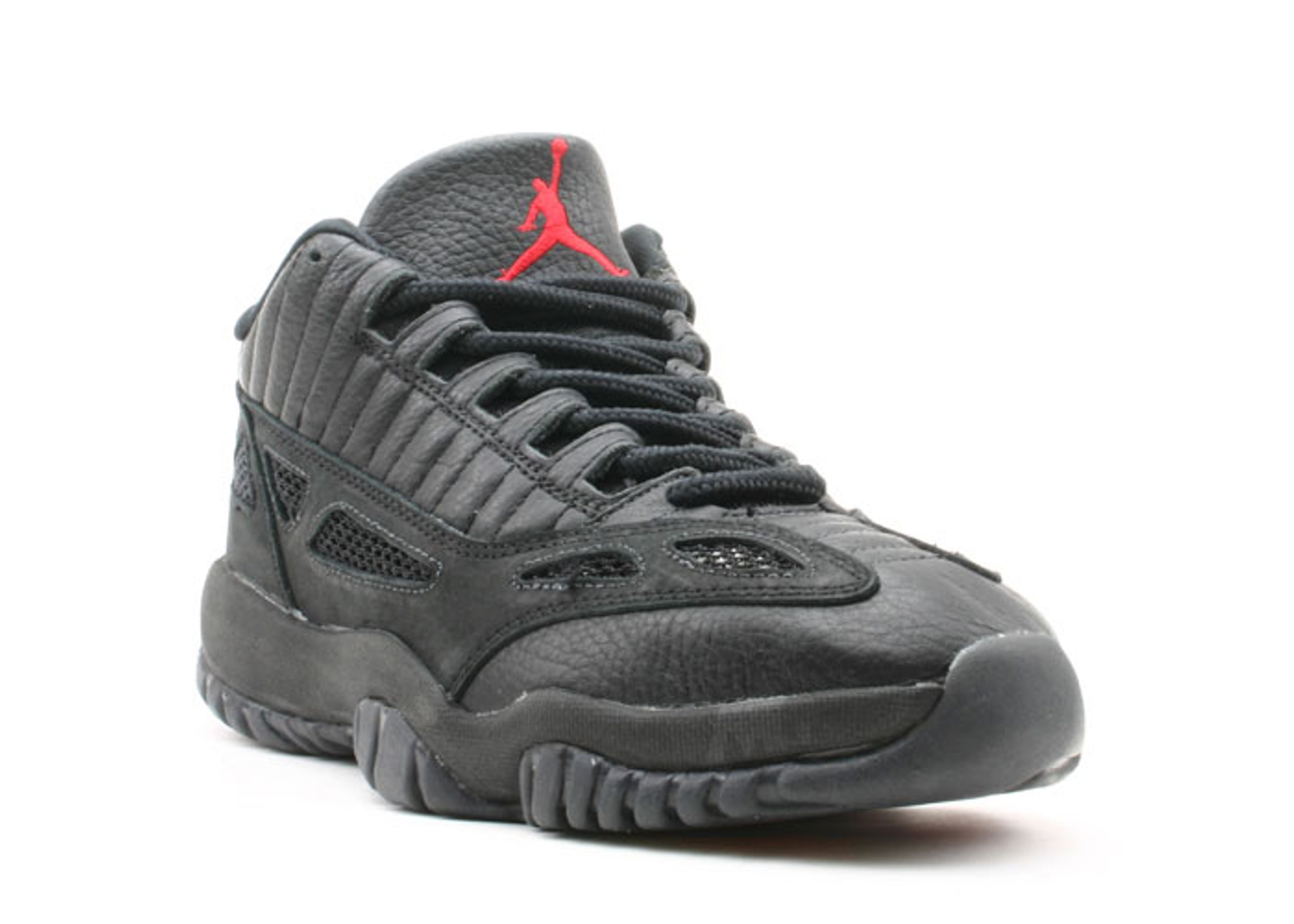 JORDAN 11 OG LOW IE 'BRED' 1996 - 2
