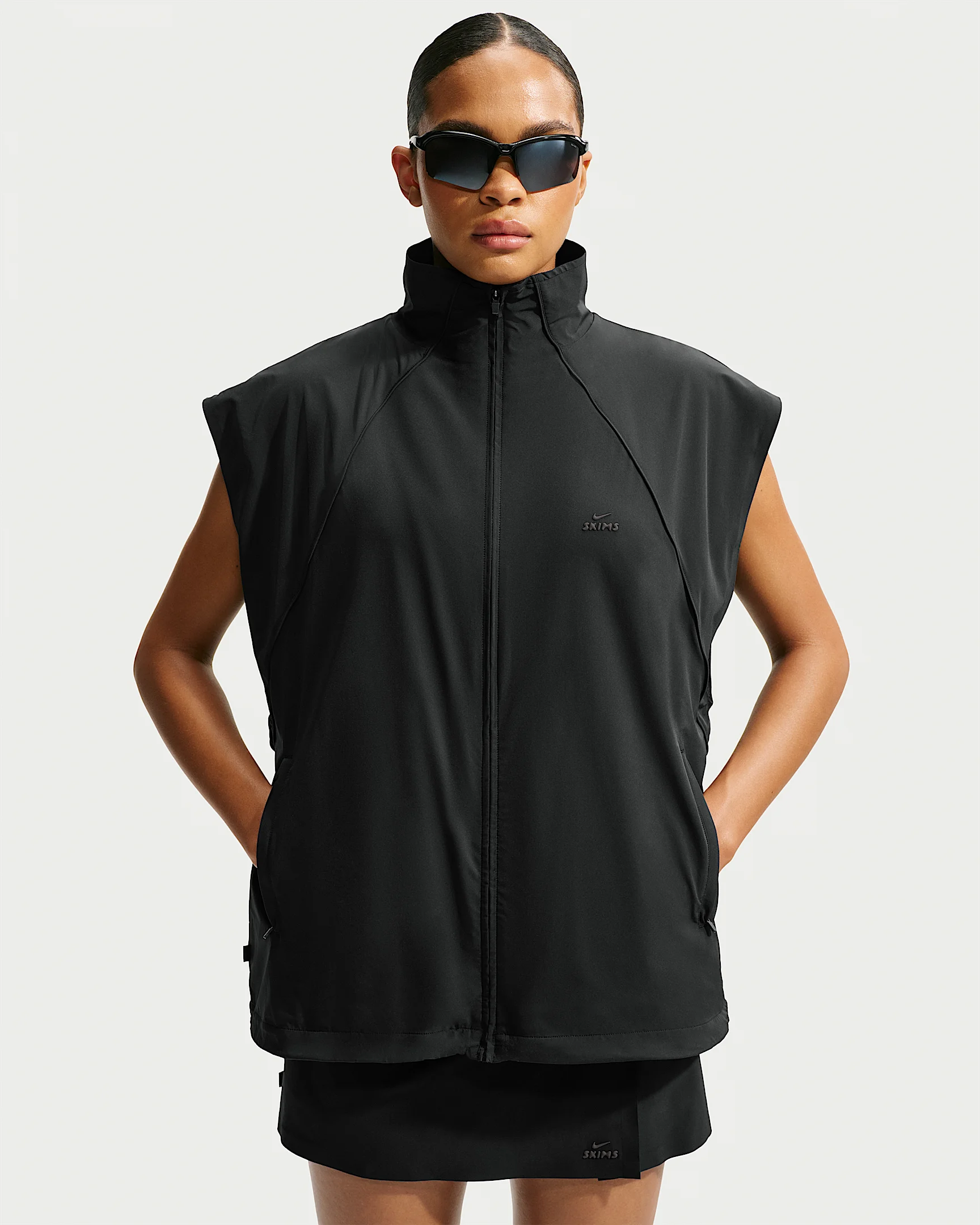 NikeSKIMS Stretch Nylon Women's Oversized Vest - 1