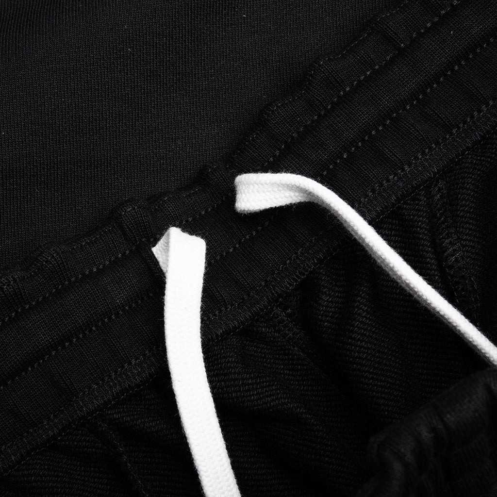 INITIAL SWEATSHORTS - BLACK - 4