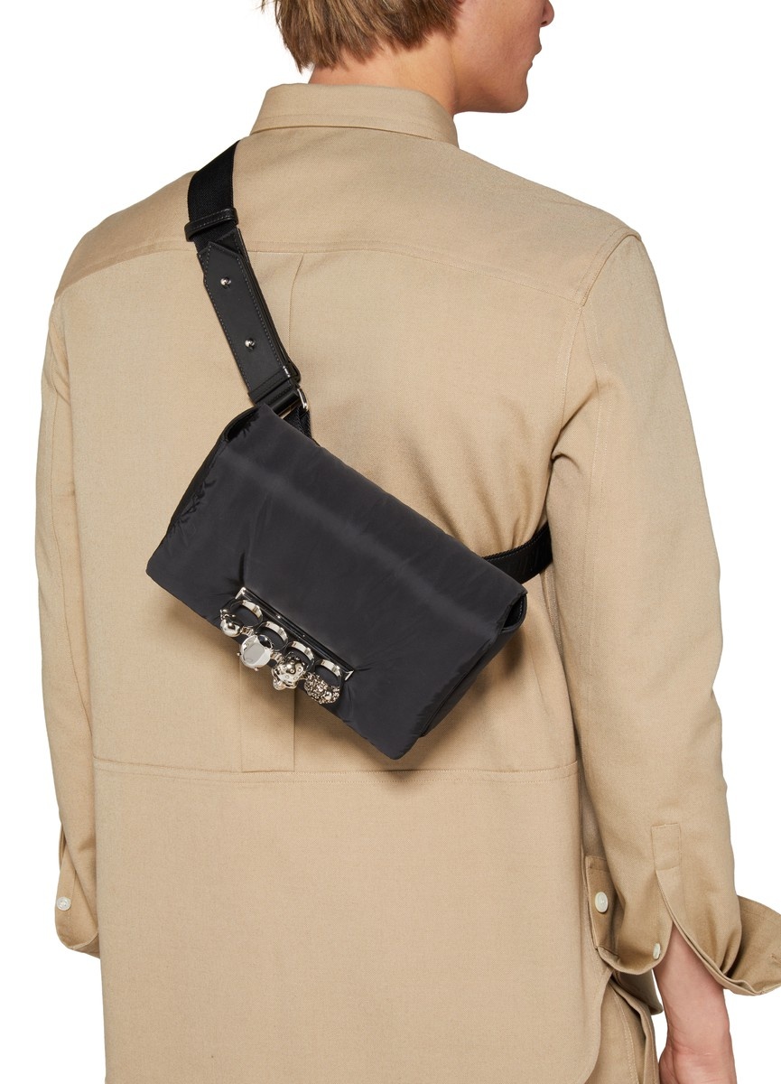 ★Alexander McQueen★ザナックルサッチェルバッグ Alexander McQueen The Knuckle Satchel bag | 24s | REVERSIBLE