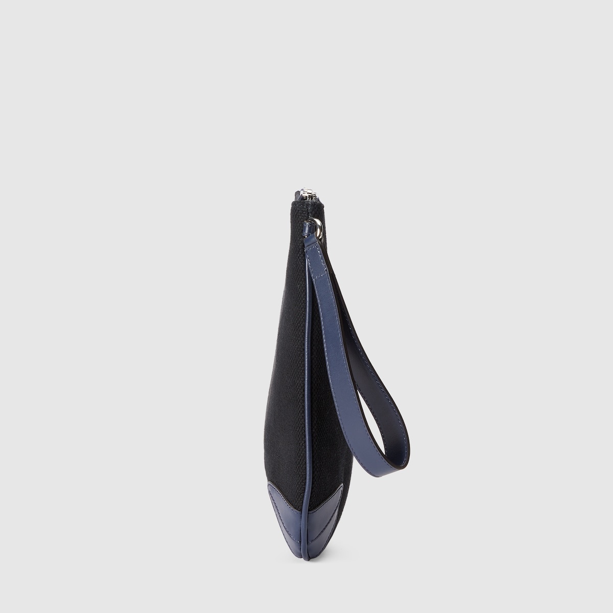 Pouch with Gucci print - 6