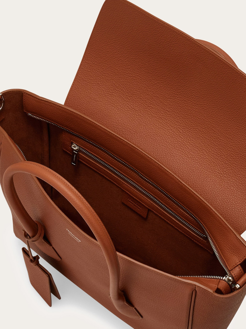 East-West tote bag 6