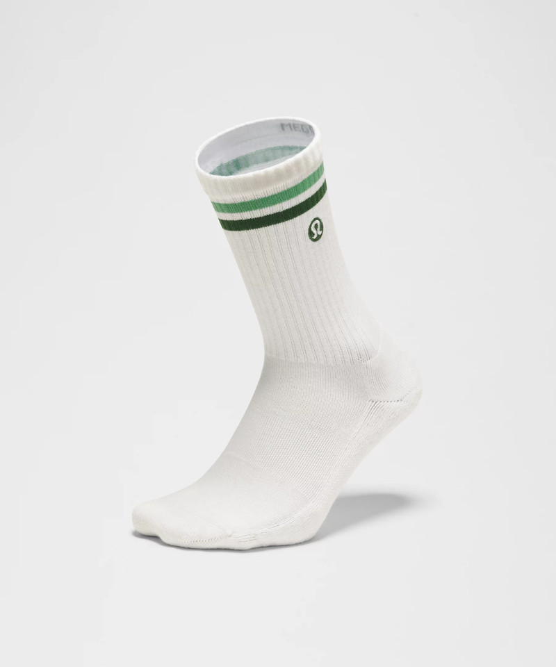 Unisex Daily Essential Crew Socks *Stripe 3