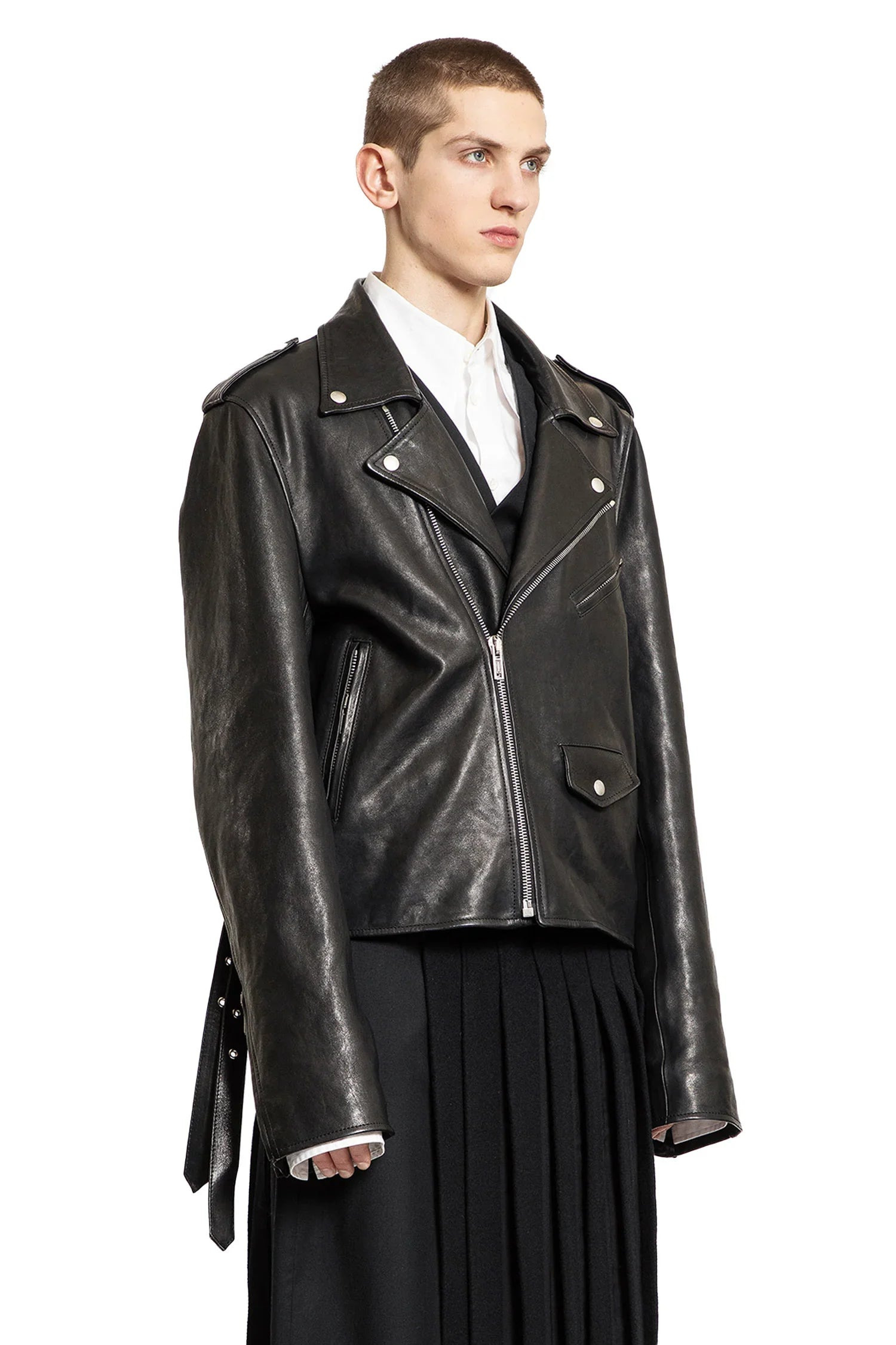 Arvid-Perfecto-In-Vintage-Lux-Grained-Leather - 2