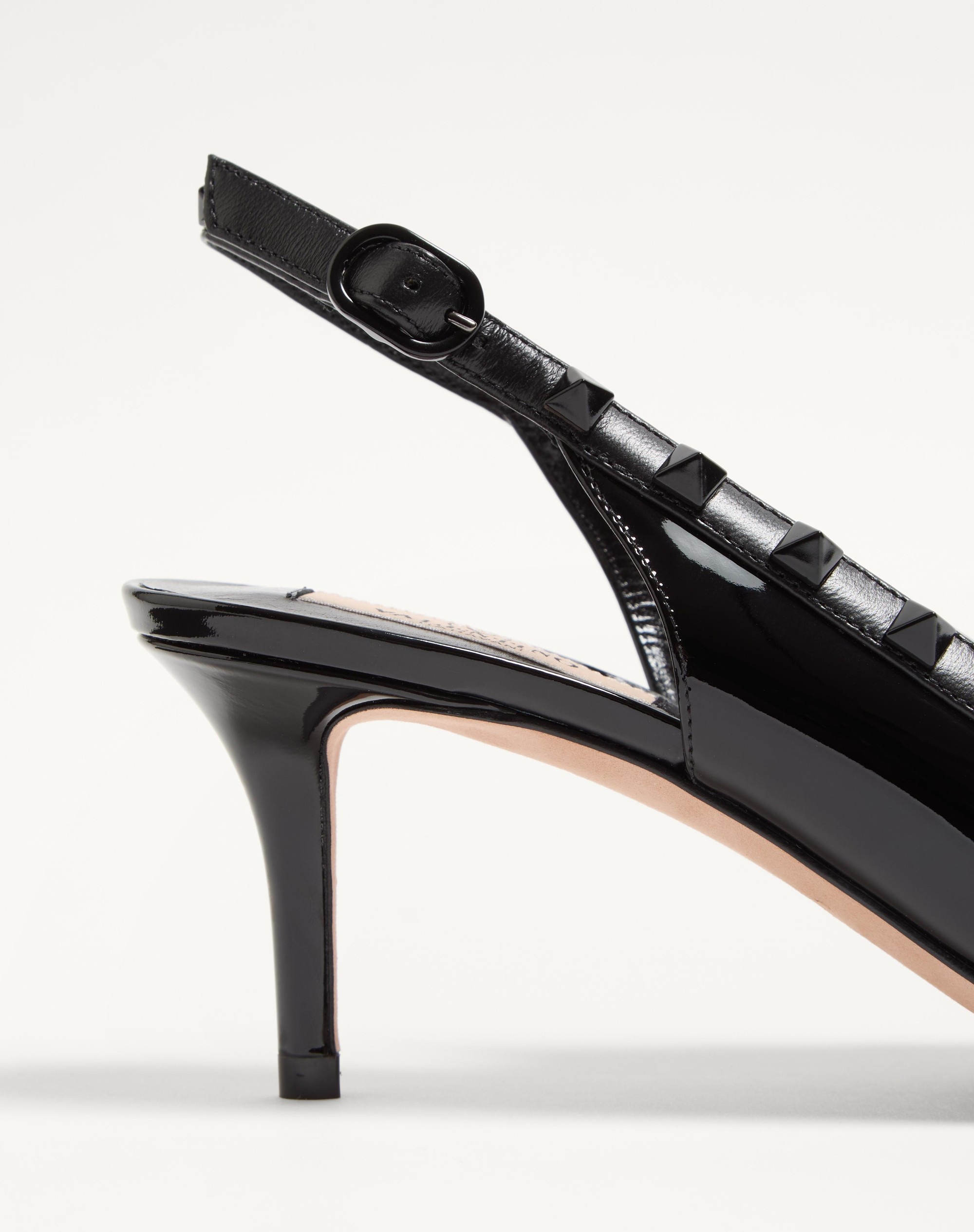ROCKSTUD BOW SLINGBACK PUMP IN PATENT LEATHER WITH MATCHING STUDS 60MM - 7
