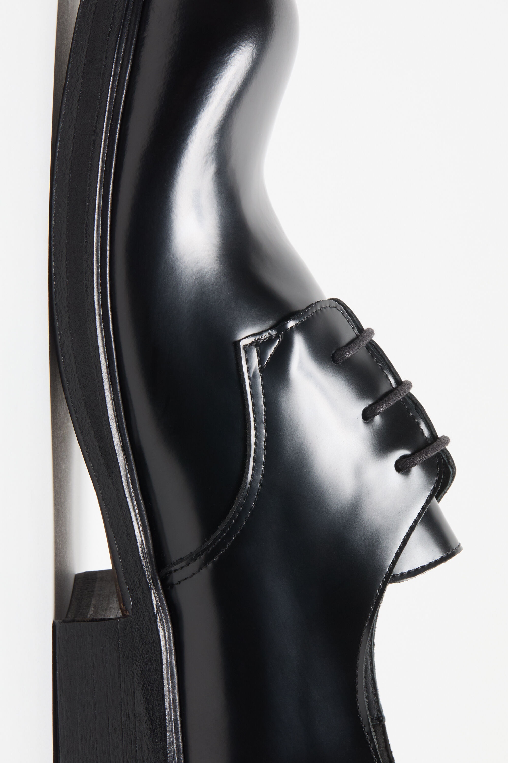 Lace-up leather shoes - Black - 4