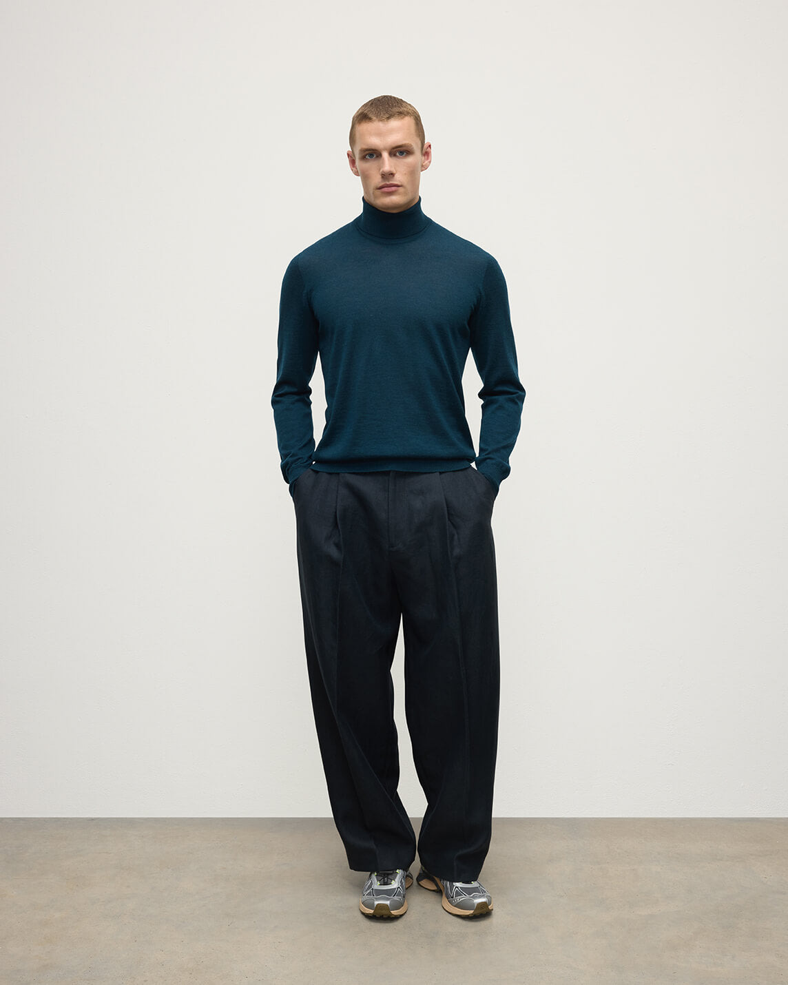 Superfine Cashmere Green Roll Neck Jumper - 2