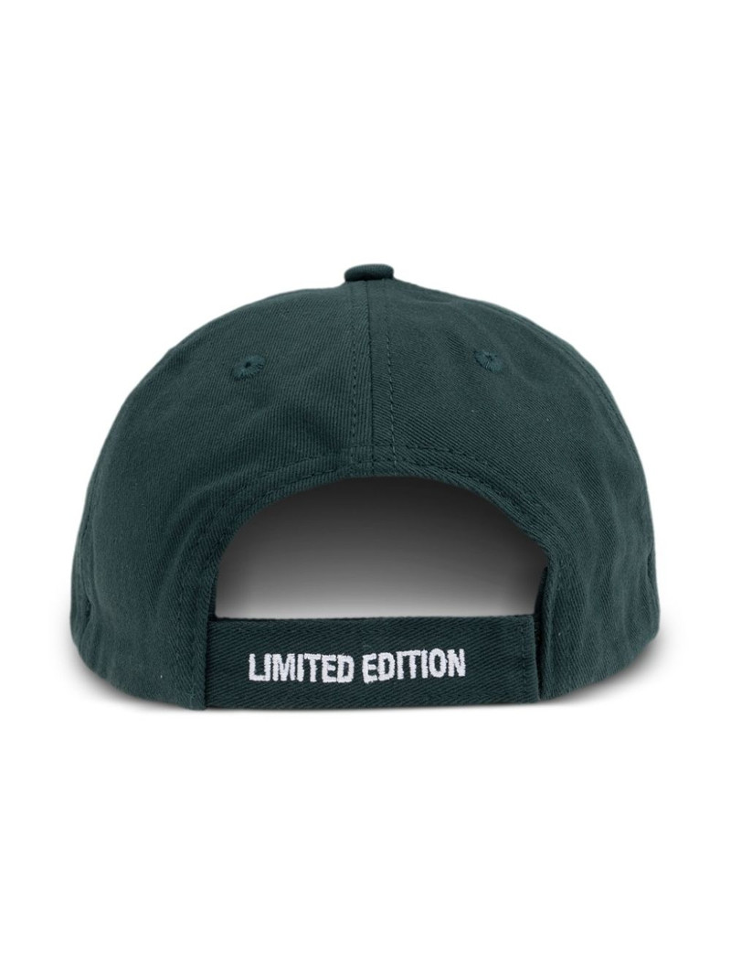 VETEMENTS embroidered cap outlook