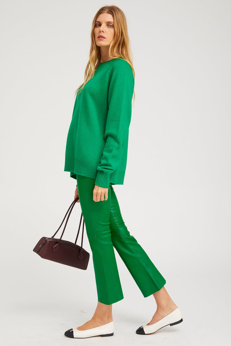 SPRWMN KELLY GREEN CASHMERE BOYFRIEND SWEATER outlook
