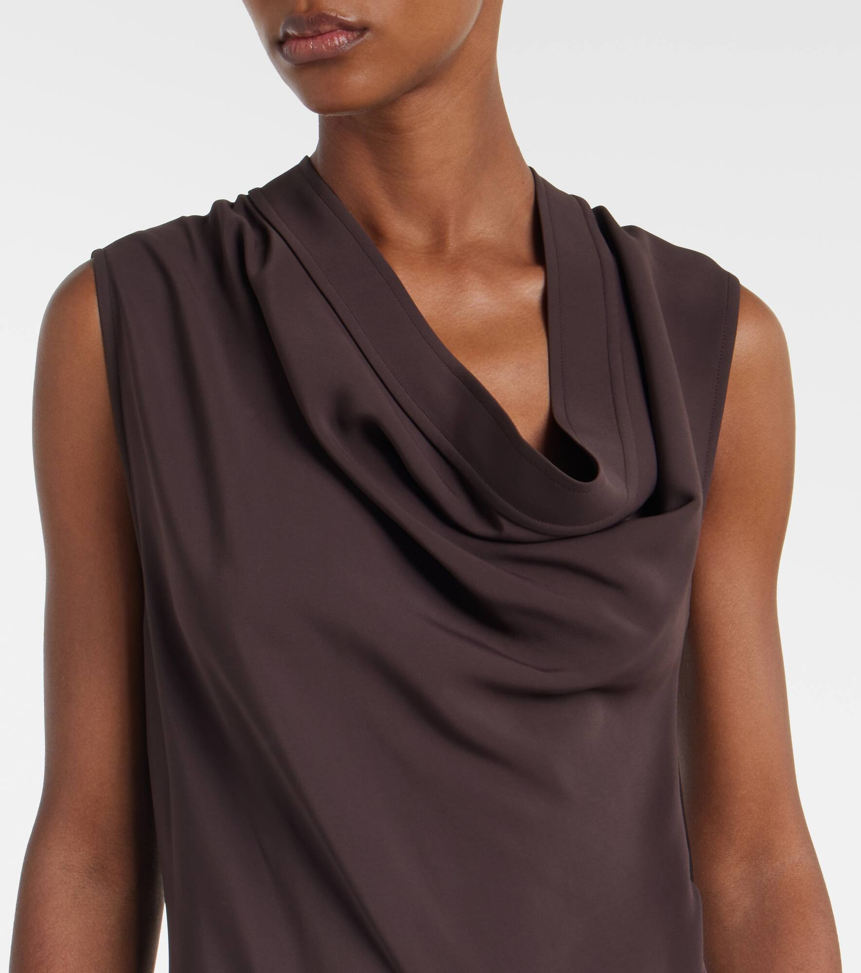 Asymmetric gown - 4