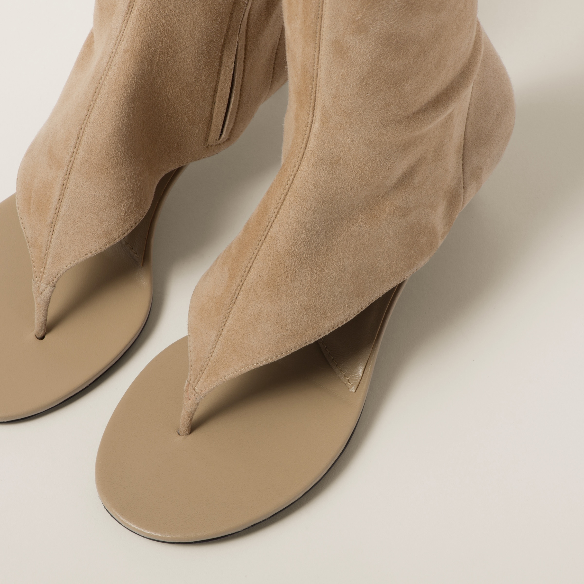Miu Miu Suede thong boots | miumiu | REVERSIBLE