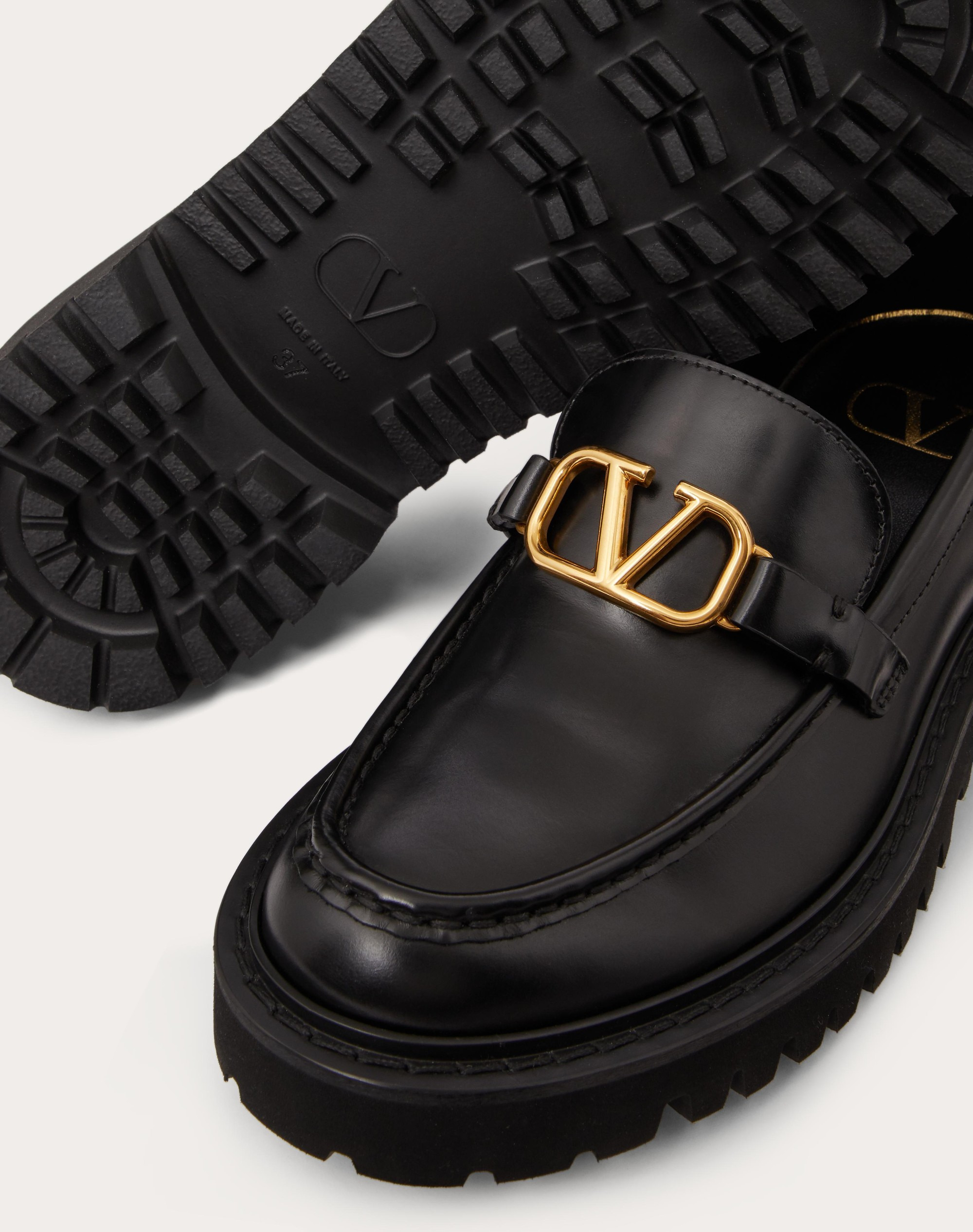 VLOGO SIGNATURE CALFSKIN LOAFER - 5