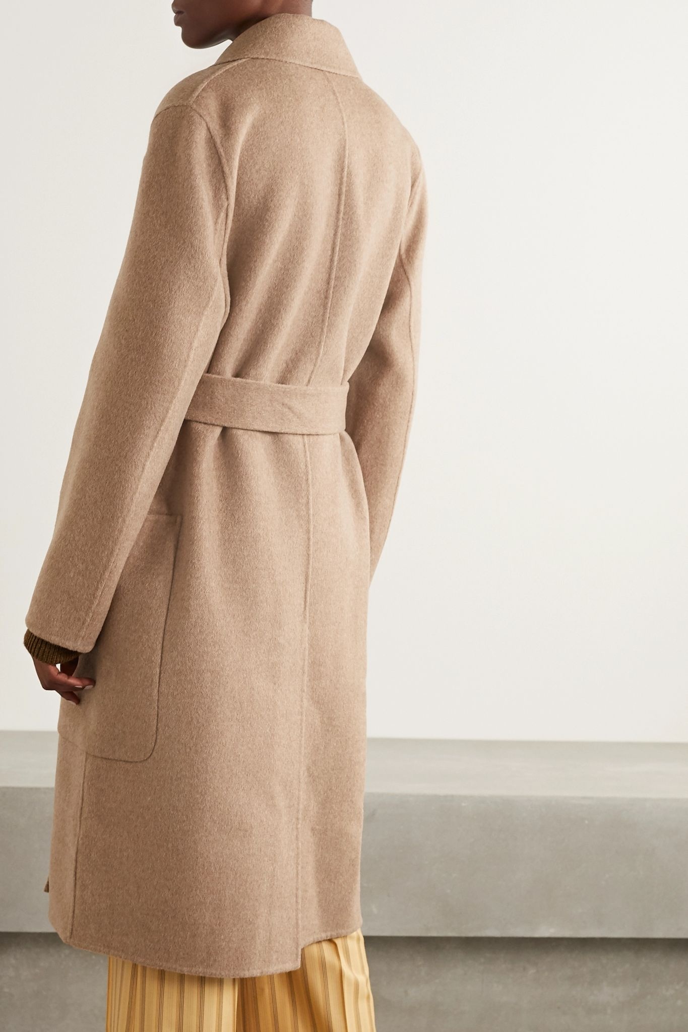 Belted wool coat - 4