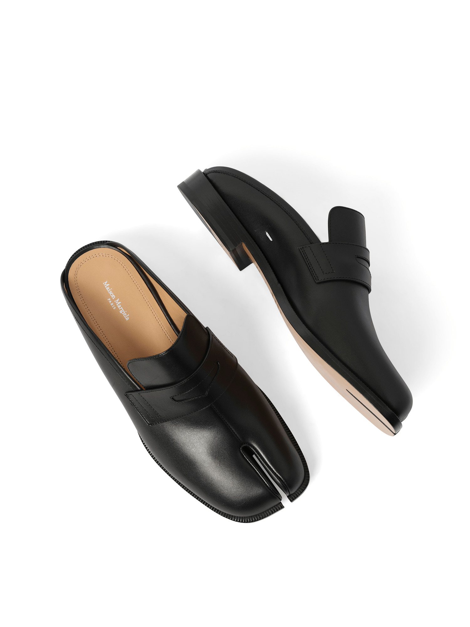 Tabi Loafer Mule in Black - 4