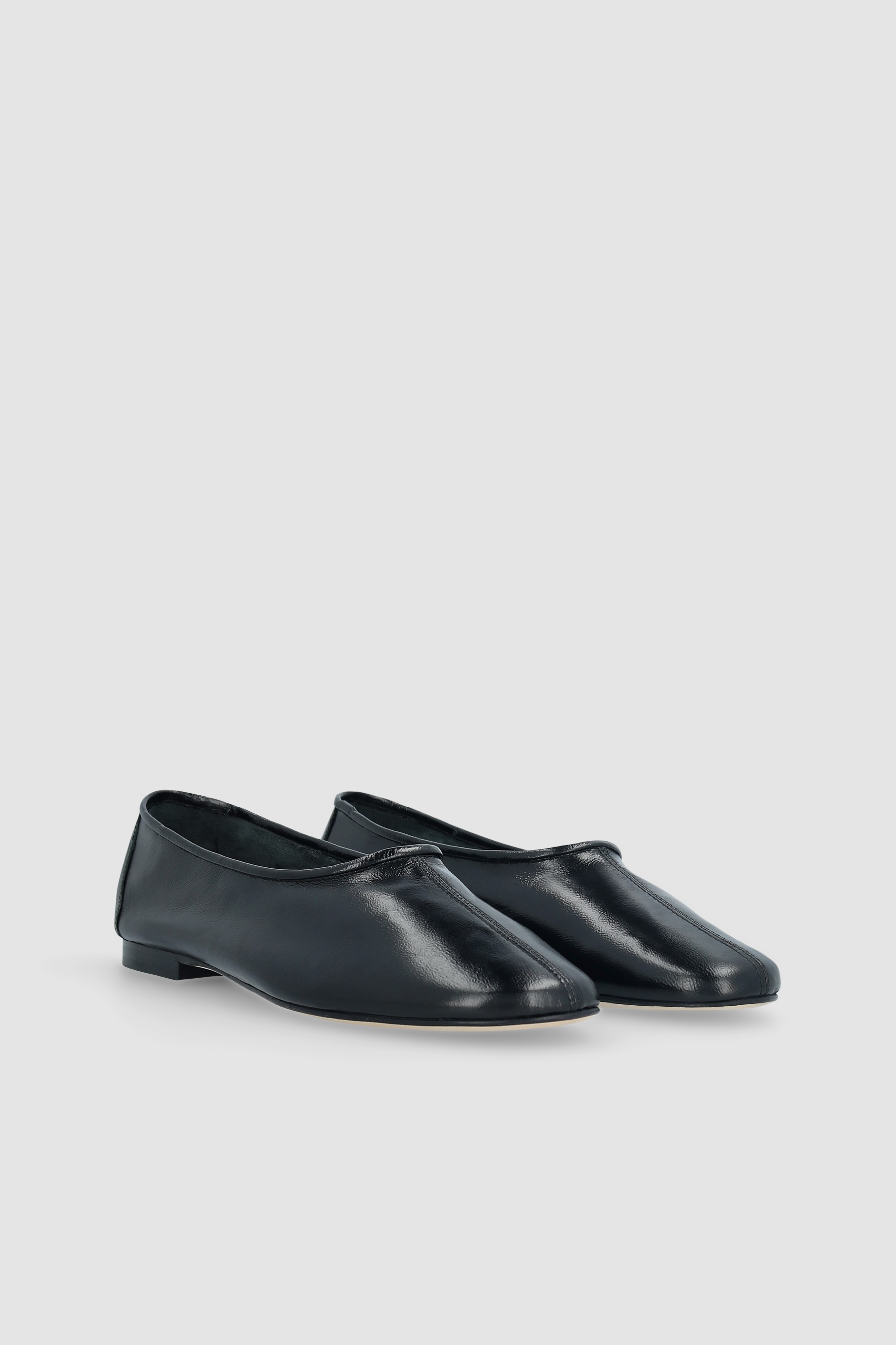 PRUDENCE BLACK CREASED LEATHER BALLET FLAT - 2