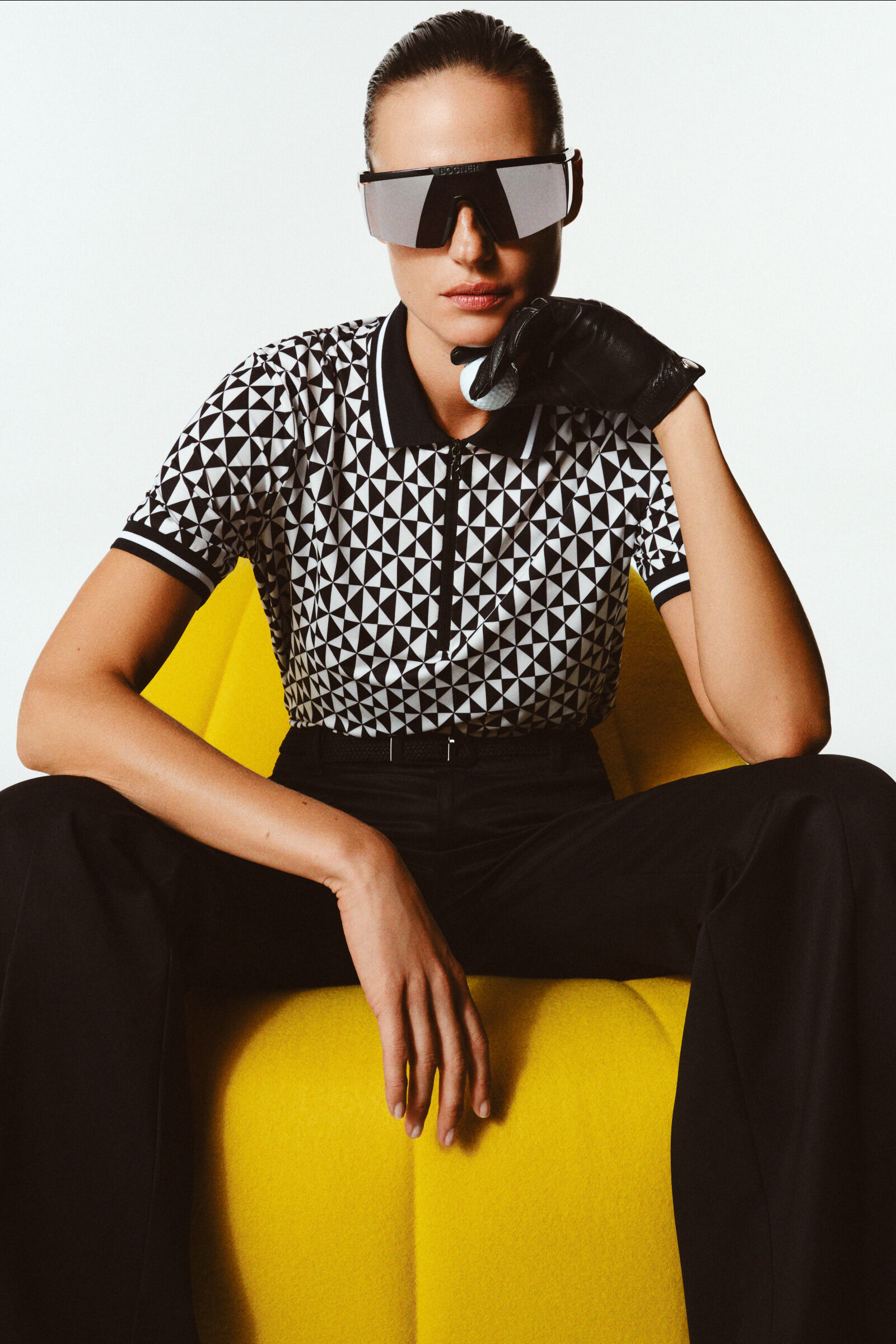 Calista functional short-sleeved top in Black/white - 5