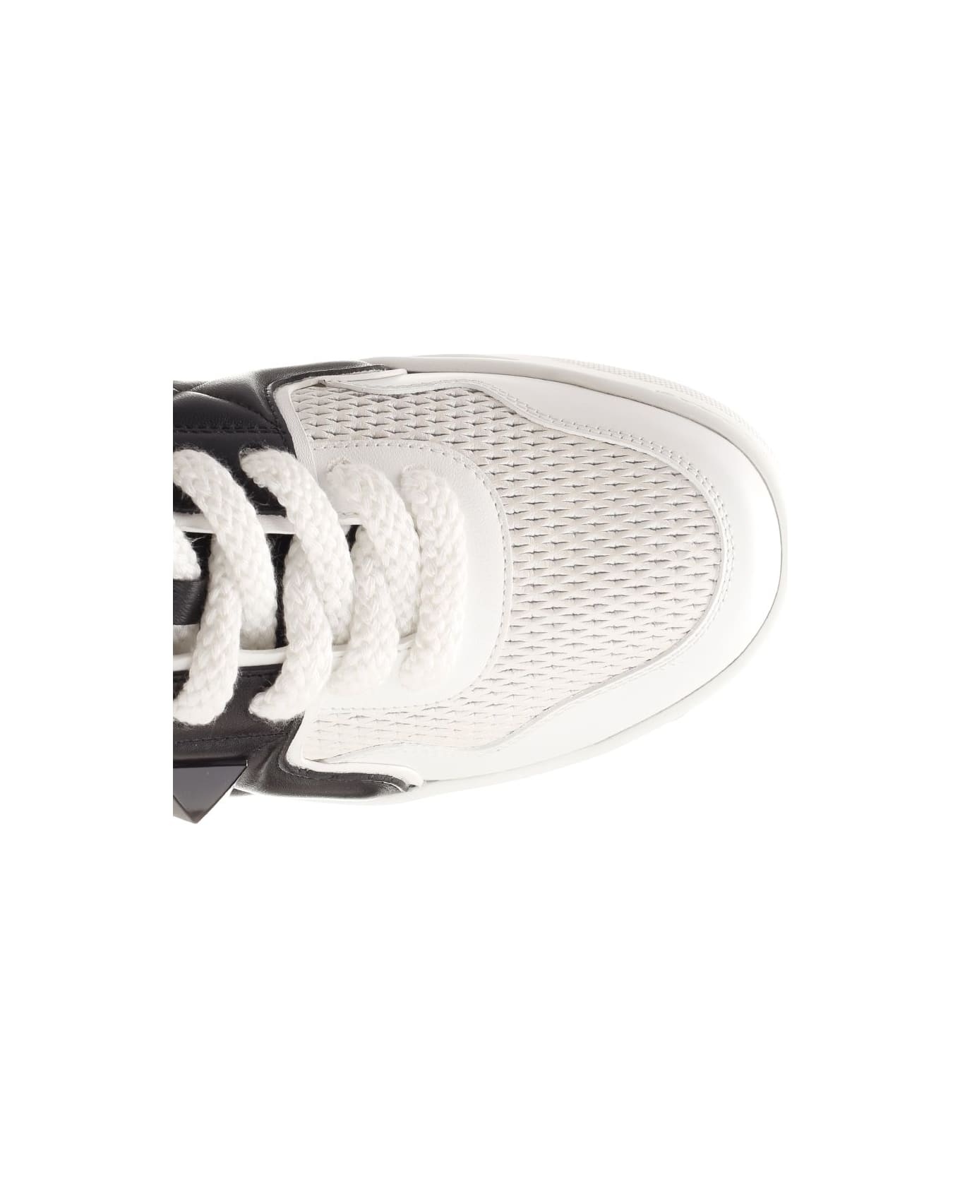 One Stud Sneaker - 4