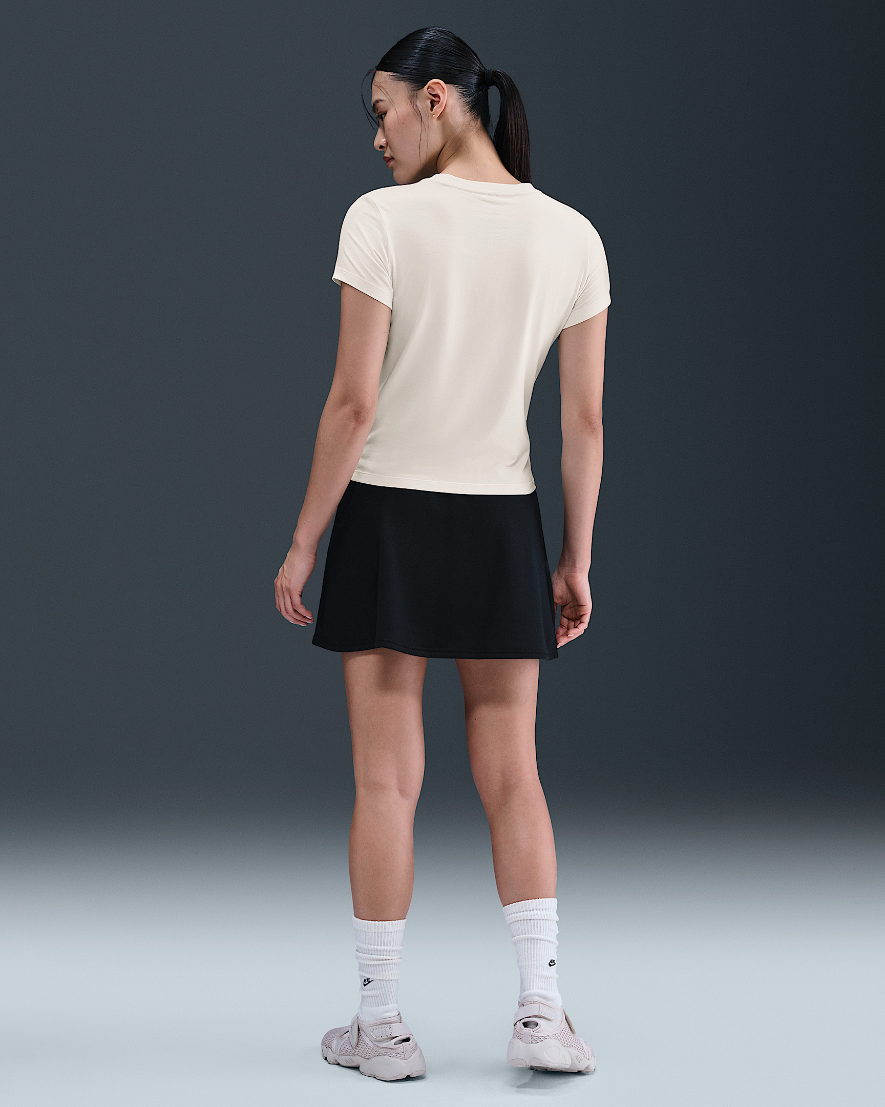 Nike Sportswear Chill Knit Women's Slim T-Shirt - 5