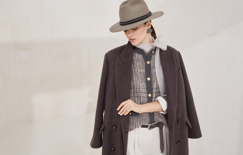 Hand-crafted coat in virgin wool and cashmere double cloth with monili 6