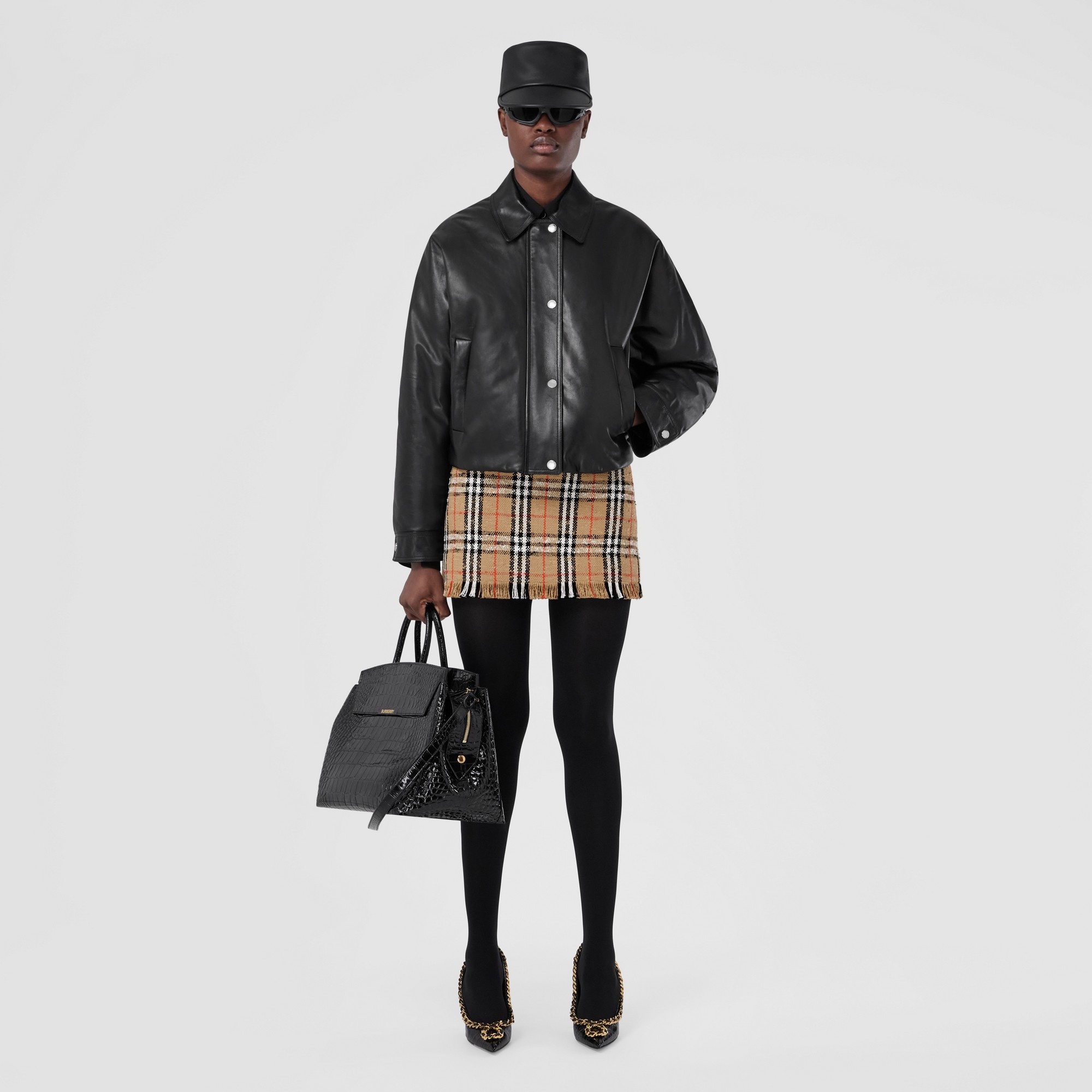 【送料&関税込】Burberry Vintage Check BouclA¨ Mini Skirt Burberry Vintage Check Bouclé Mini Skirt | REVERSIBLE