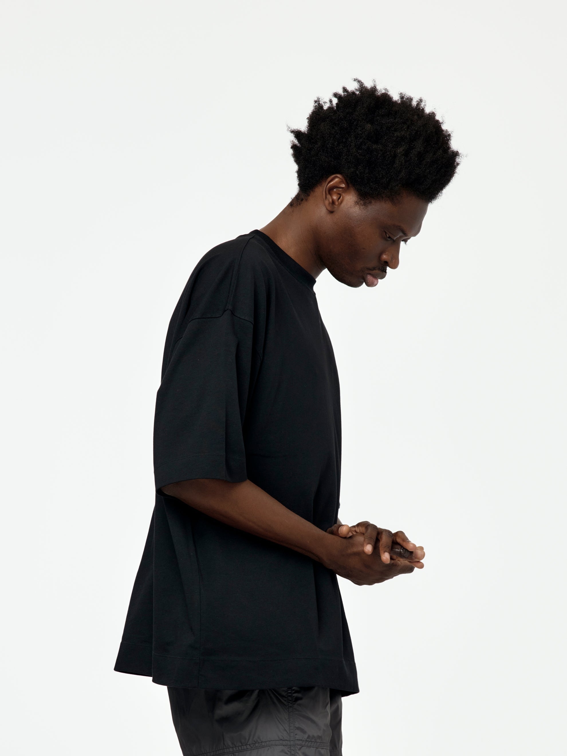 HEN S/S T-SHIRT (BLACK) - 2
