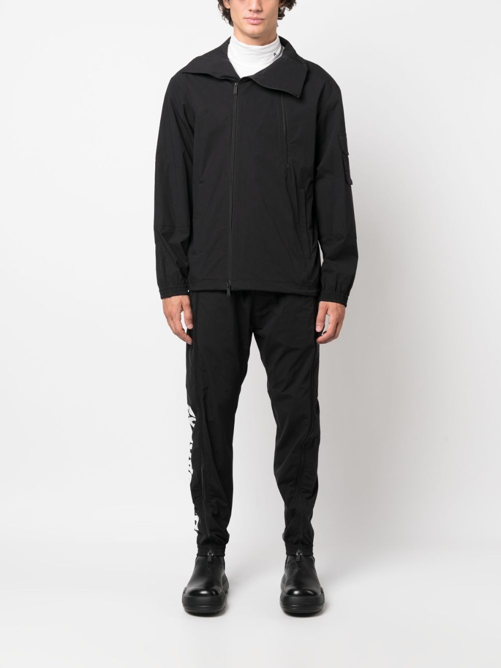 pointed-collar zip-up jacket - 2