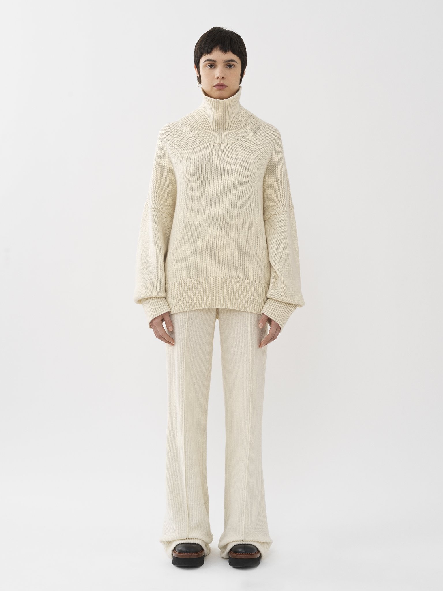 OVERSIZED HIGH-NECK SWEATER - 4
