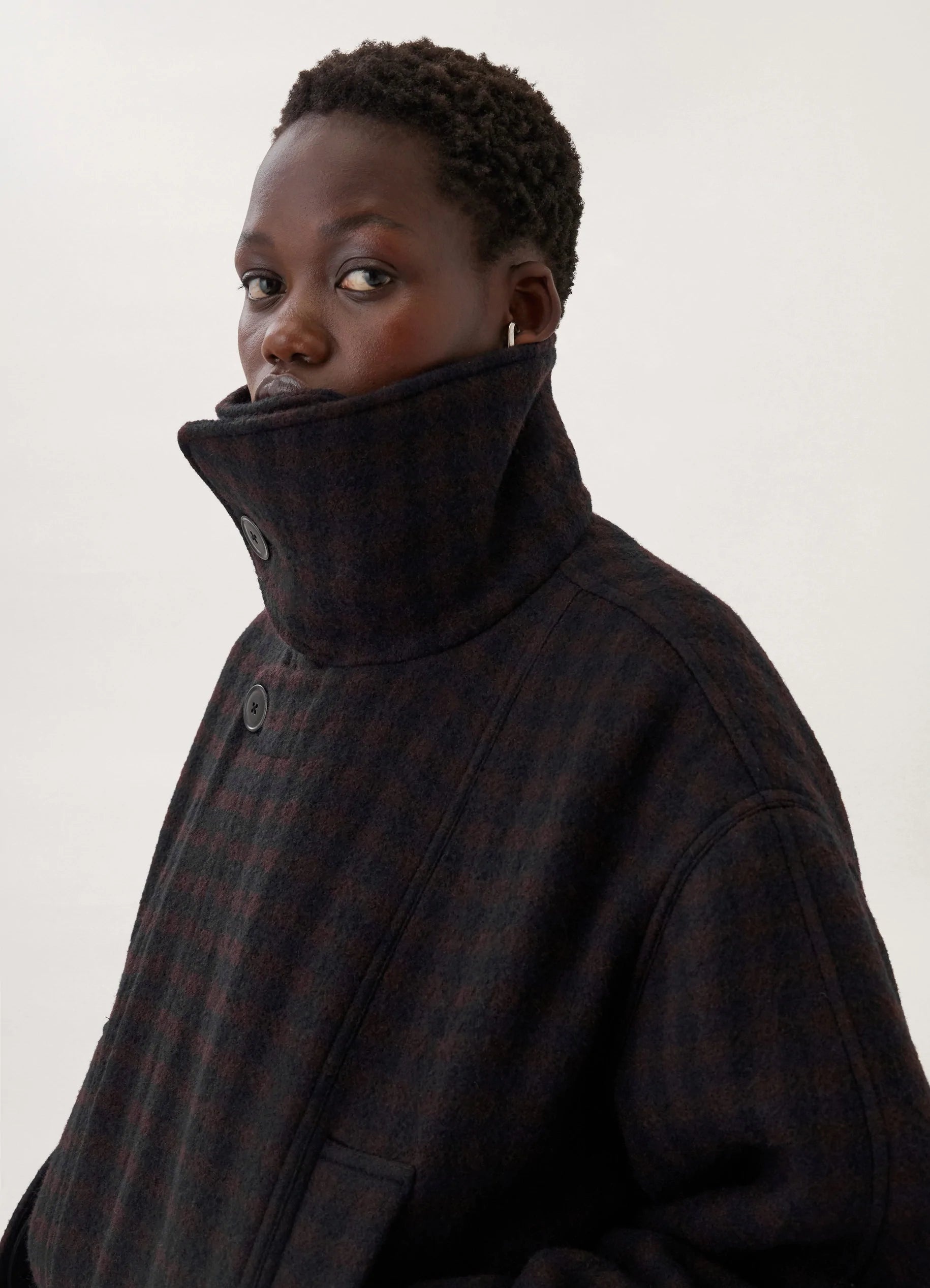 SHORT BATHROBE COAT
HEAVY WOOL - 3