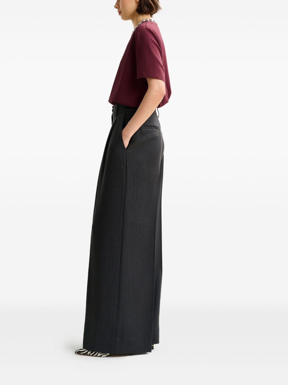 pleated pinstripe-pattern trousers - 3