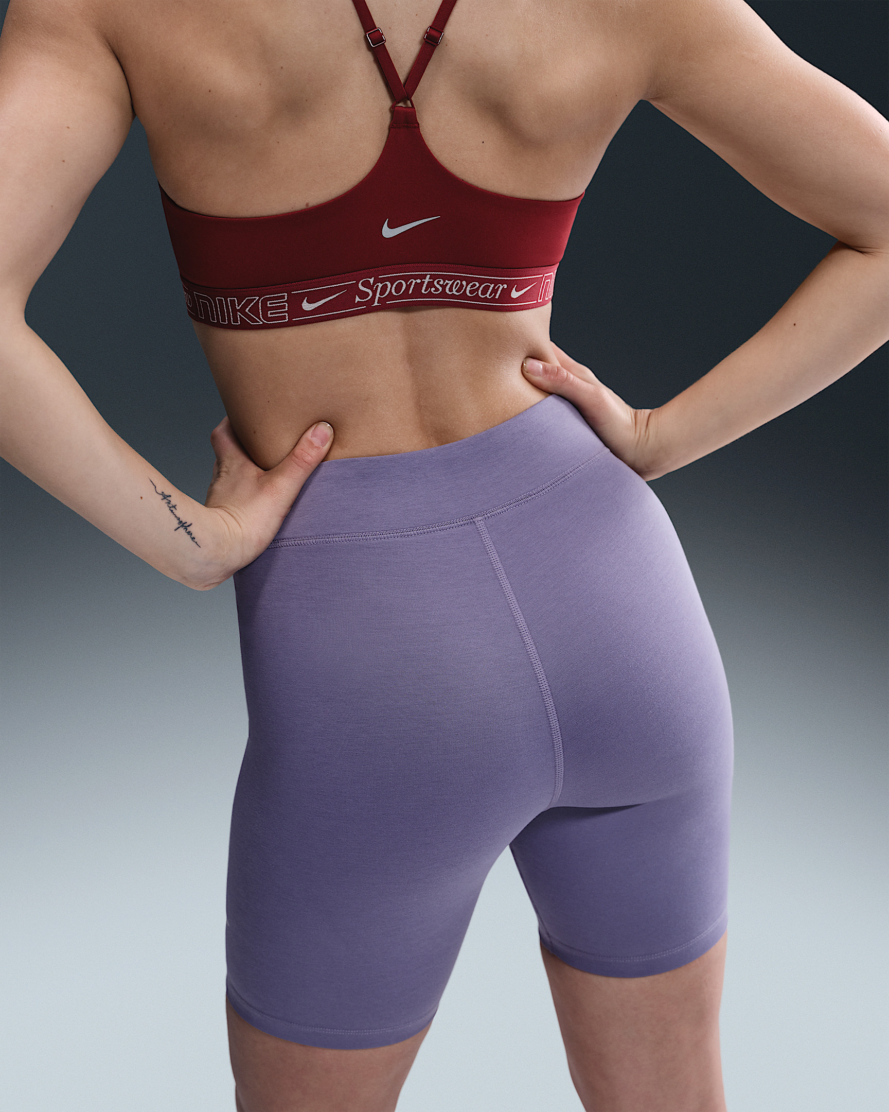 Nike Sportswear Classic Women's High-Waisted 8" Biker Shorts - 3