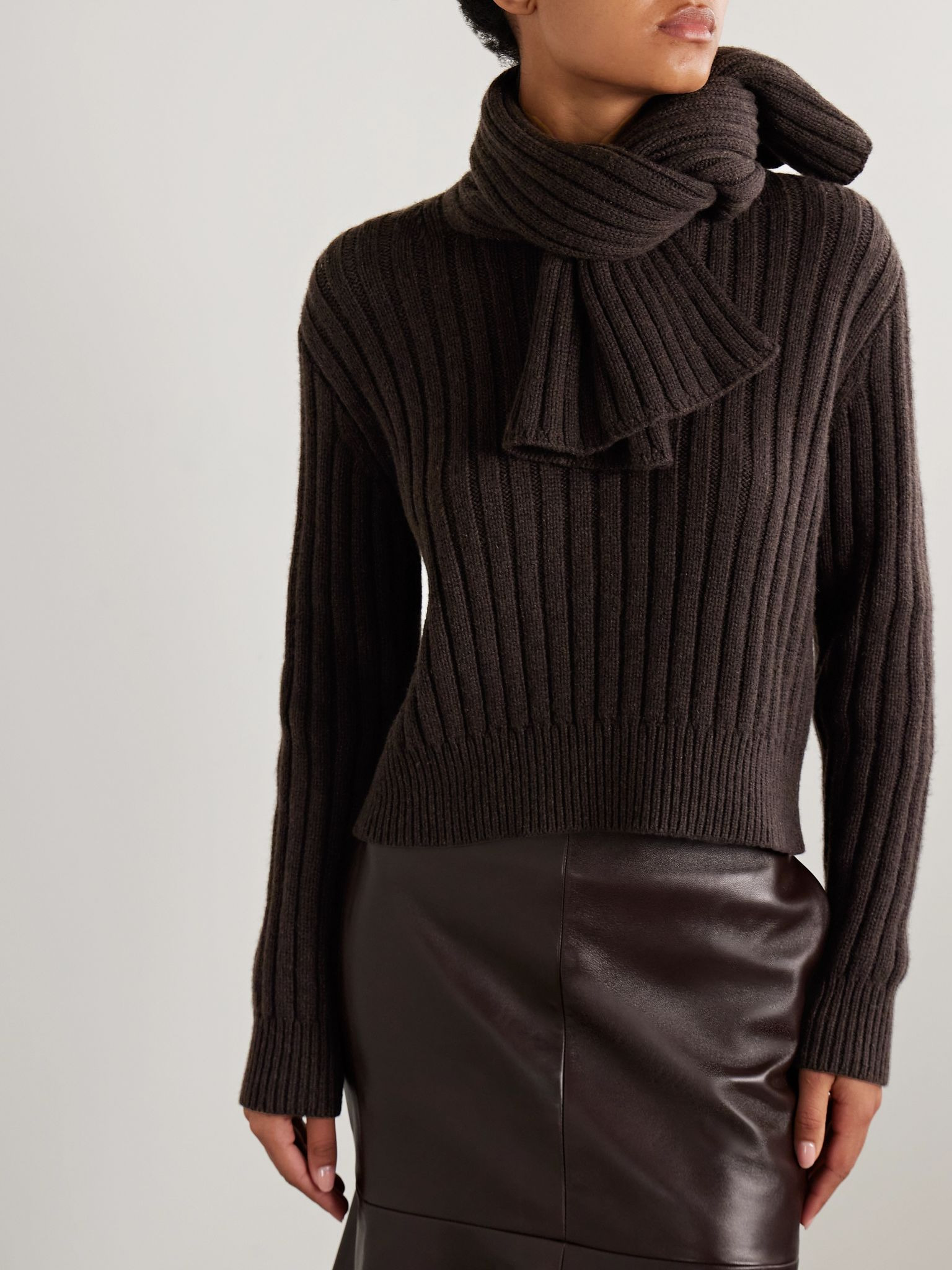 The Ryan scarf-detailed ribbed recycled-cashmere sweater Chocolate - 3