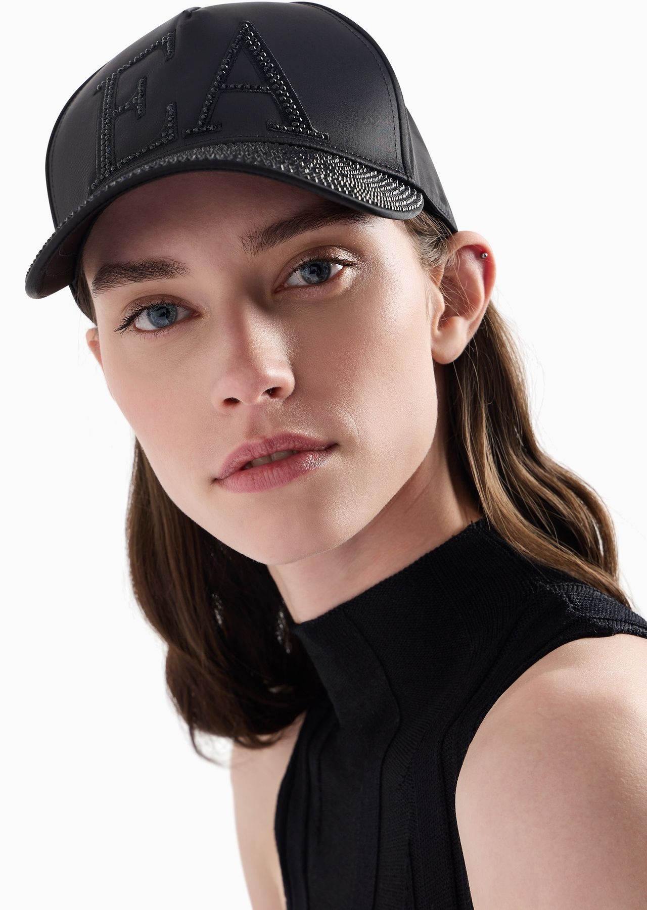 Nylon baseball cap with rhinestone logo - 3