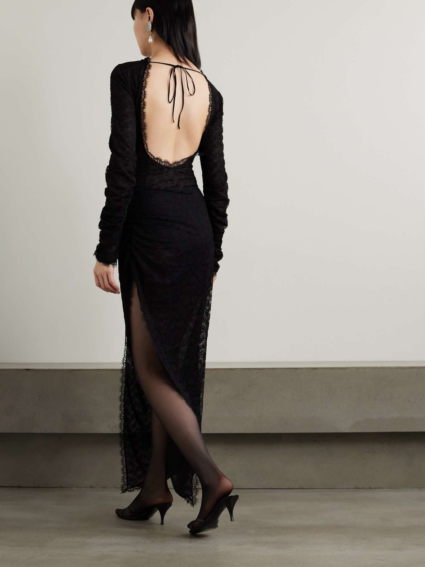 Open-back lace maxi dress - 3
