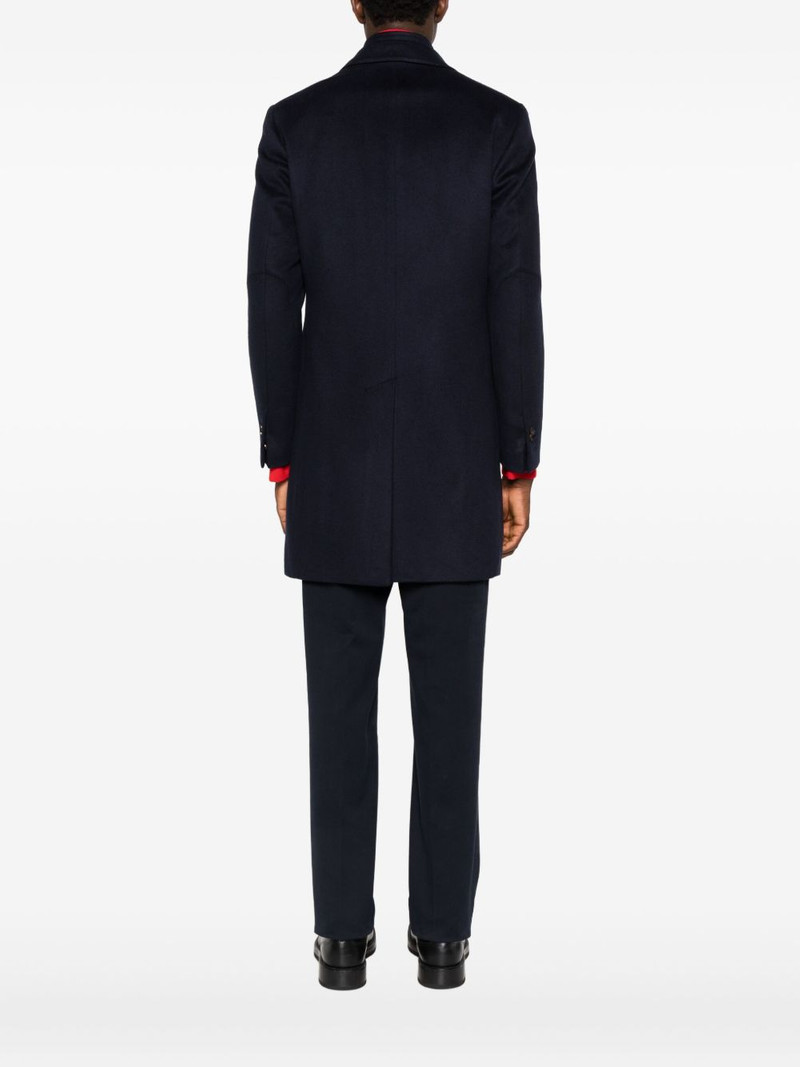 single-breasted coat 4