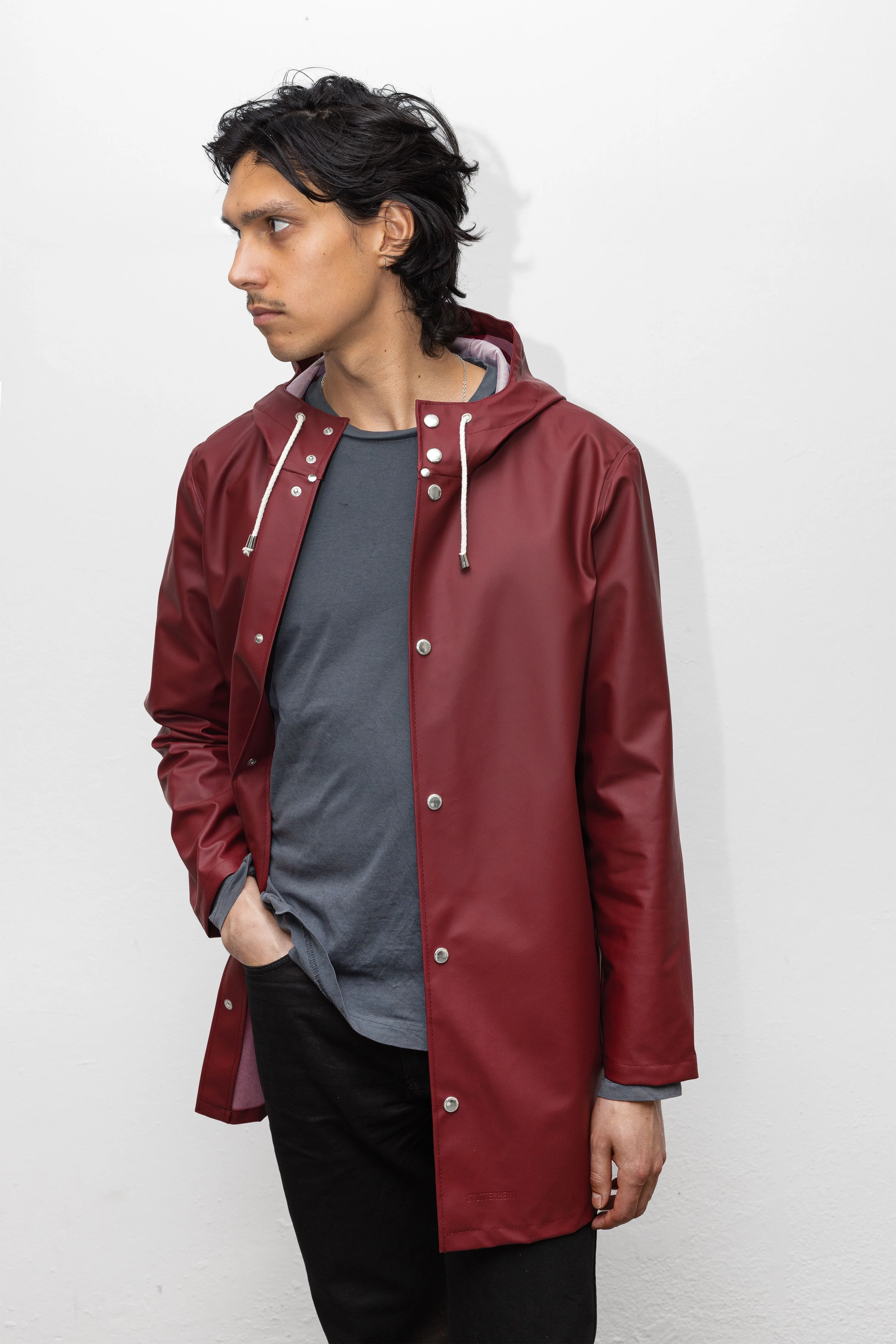 Stockholm Lightweight Raincoat Burgundy - 1
