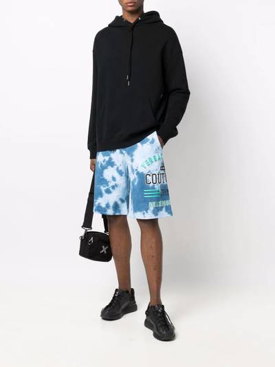 VERSACE JEANS COUTURE tie-dye logo-print shorts outlook